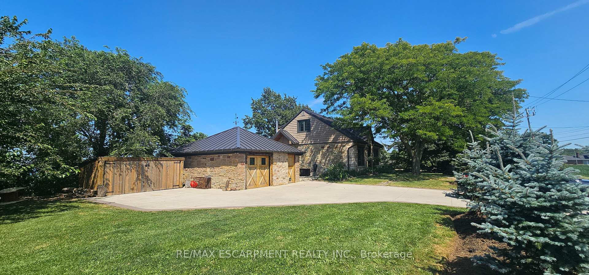 Photo 19 of 665 Ridge Road, Hamilton, Rural Stoney Creek — HOMEH