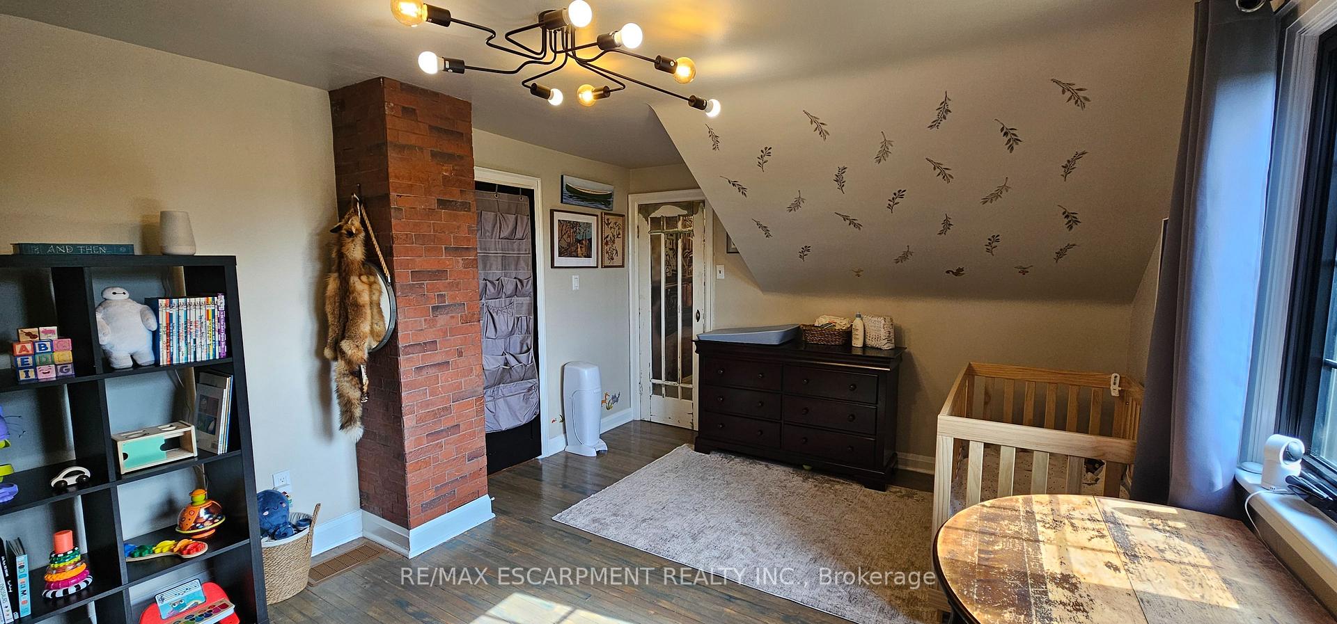 Photo 25 of 665 Ridge Road, Hamilton, Rural Stoney Creek — HOMEH