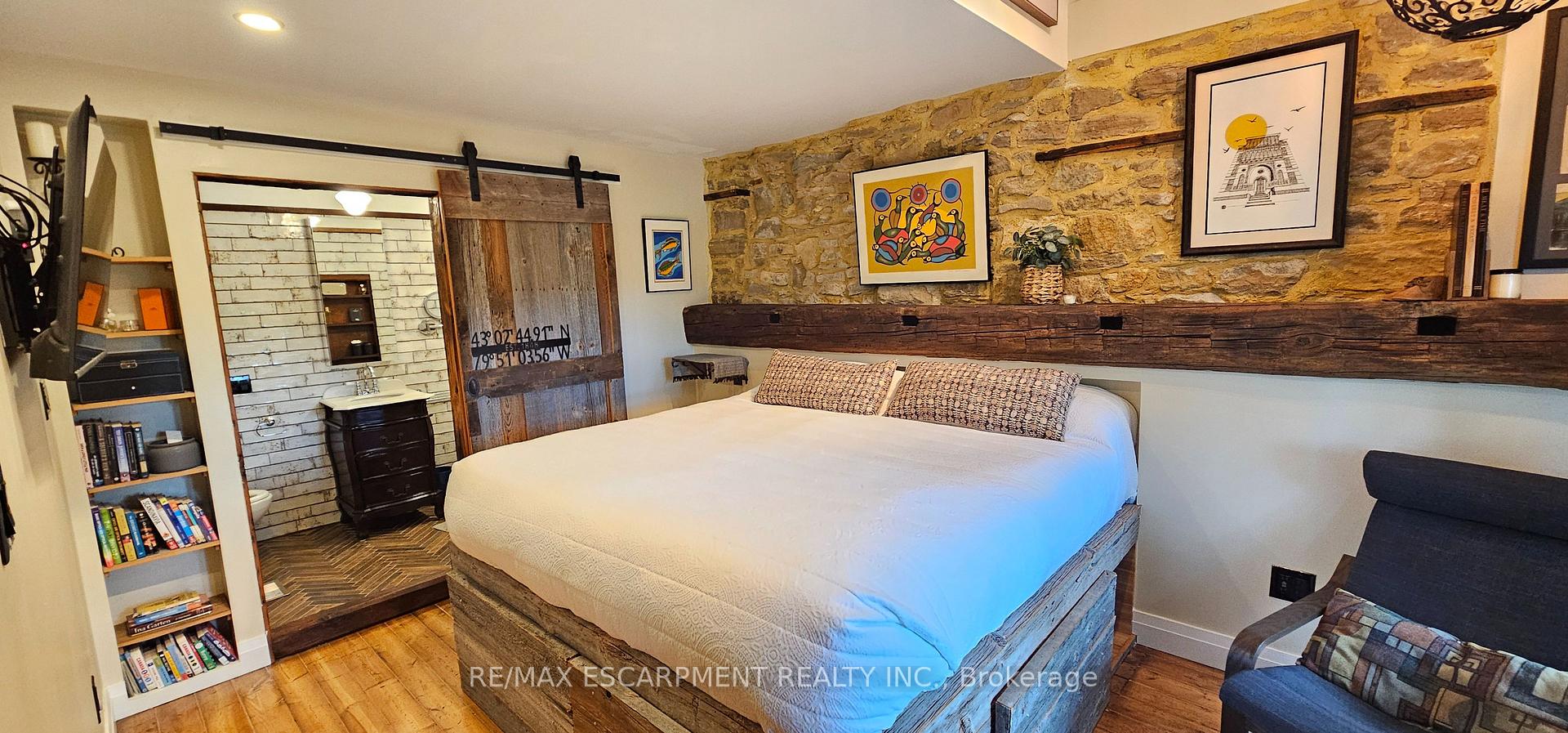 Photo 26 of 665 Ridge Road, Hamilton, Rural Stoney Creek — HOMEH