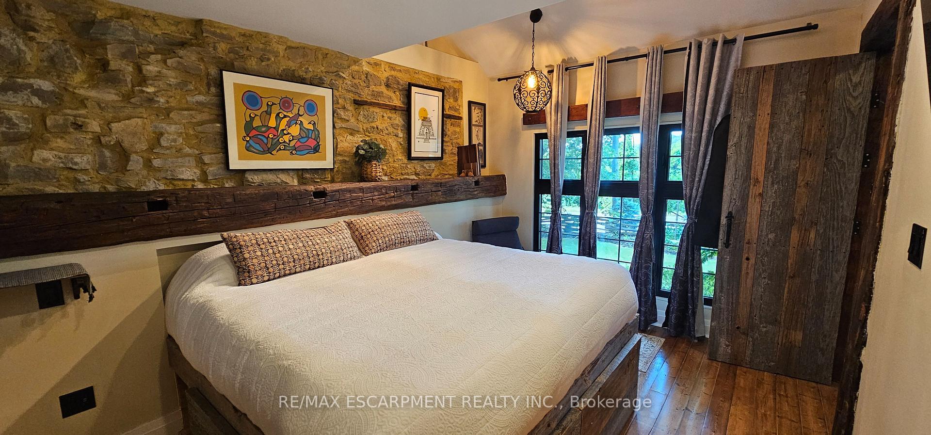 Photo 27 of 665 Ridge Road, Hamilton, Rural Stoney Creek — HOMEH