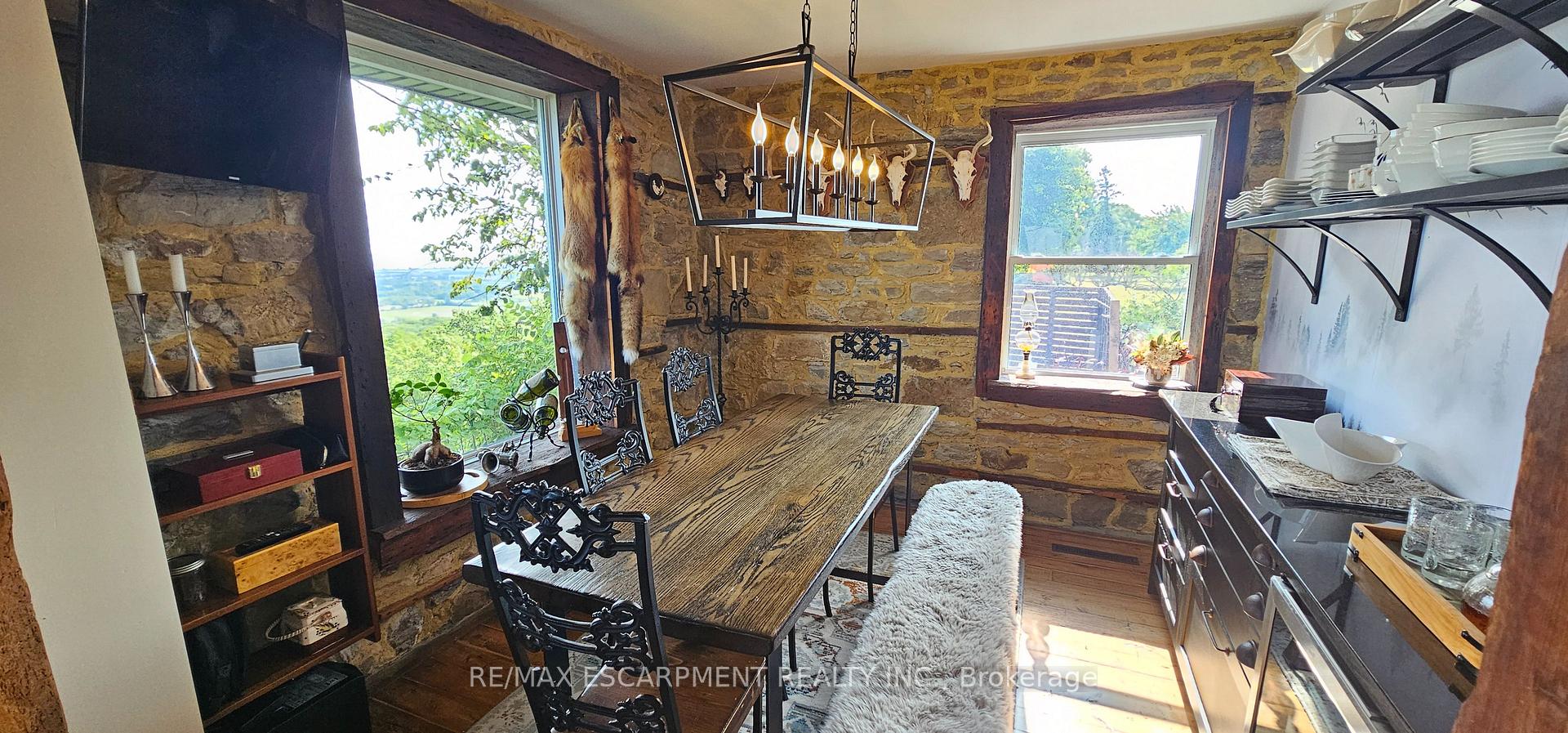 Photo 33 of 665 Ridge Road, Hamilton, Rural Stoney Creek — HOMEH