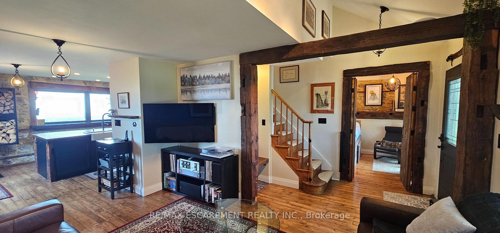 Photo 42 of 665 Ridge Road, Hamilton, Rural Stoney Creek — HOMEH