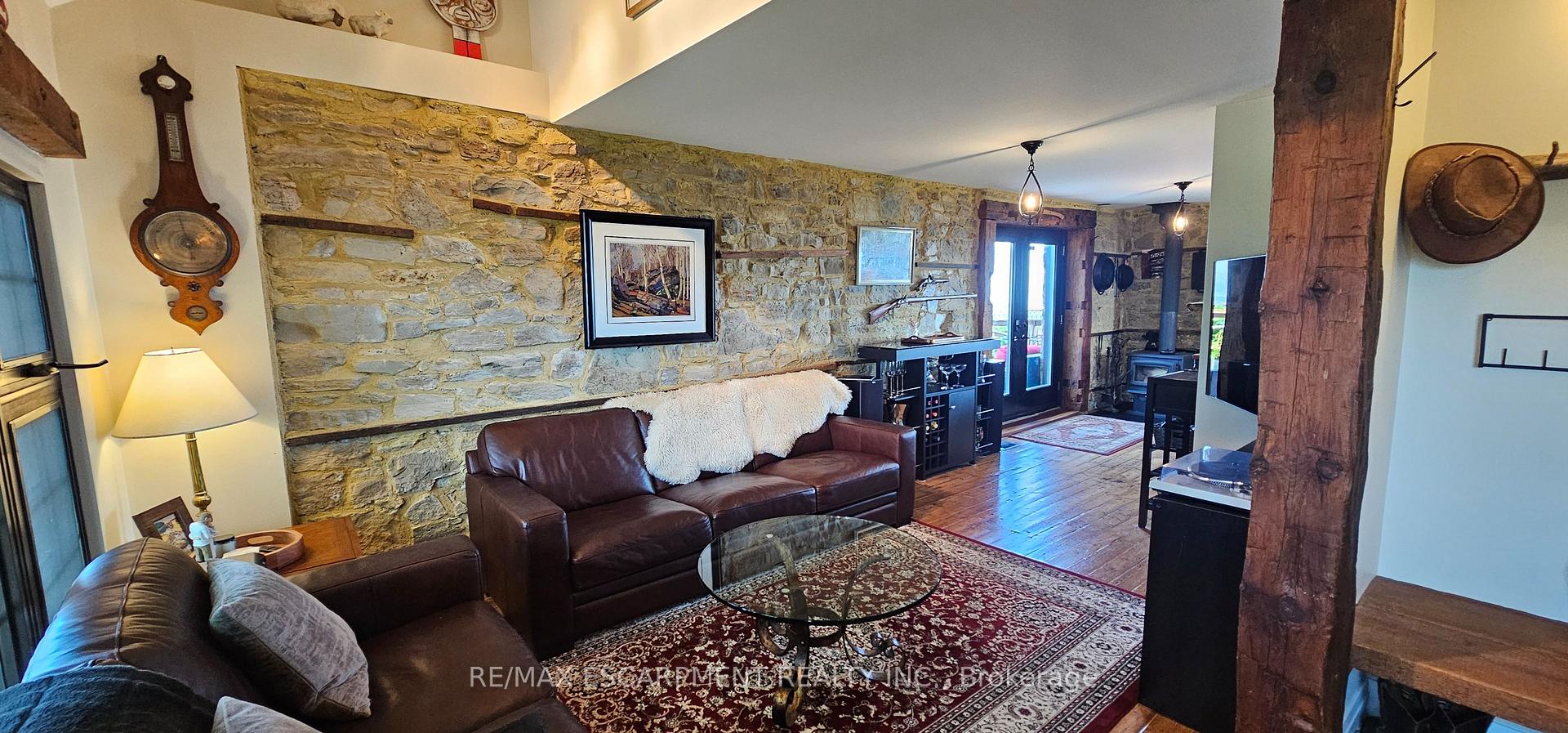 Photo 43 of 665 Ridge Road, Hamilton, Rural Stoney Creek — HOMEH