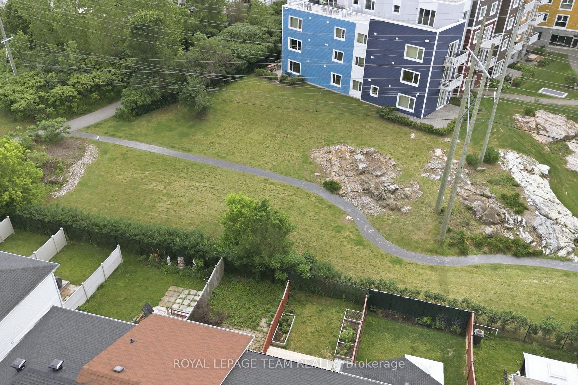 Photo 38 of 189 Gray Crescent, Ottawa, Kanata - Beaverbrook — HOMEH