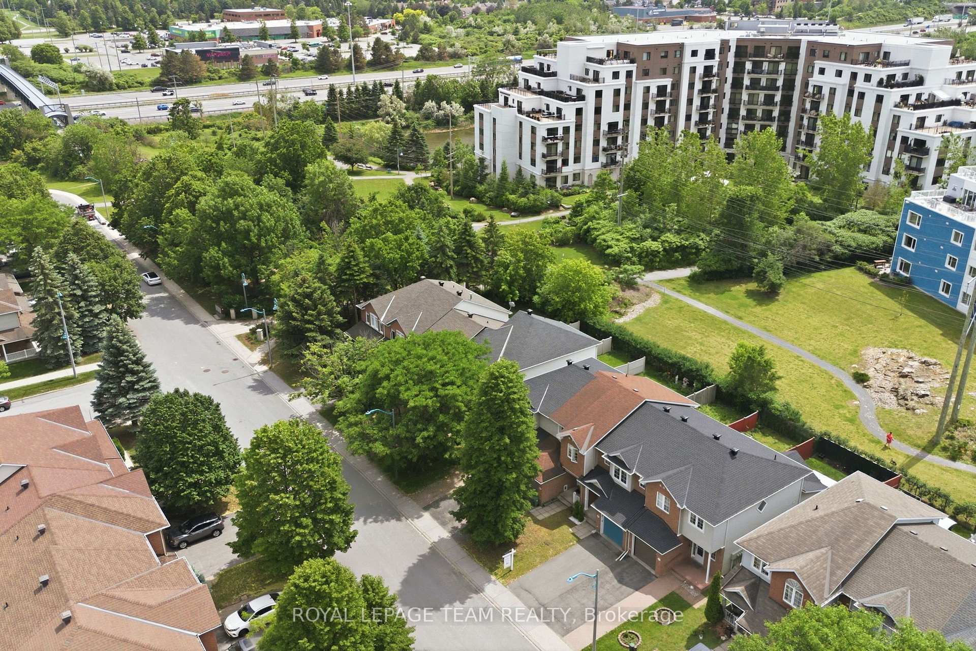 Photo 40 of 189 Gray Crescent, Ottawa, Kanata - Beaverbrook — HOMEH