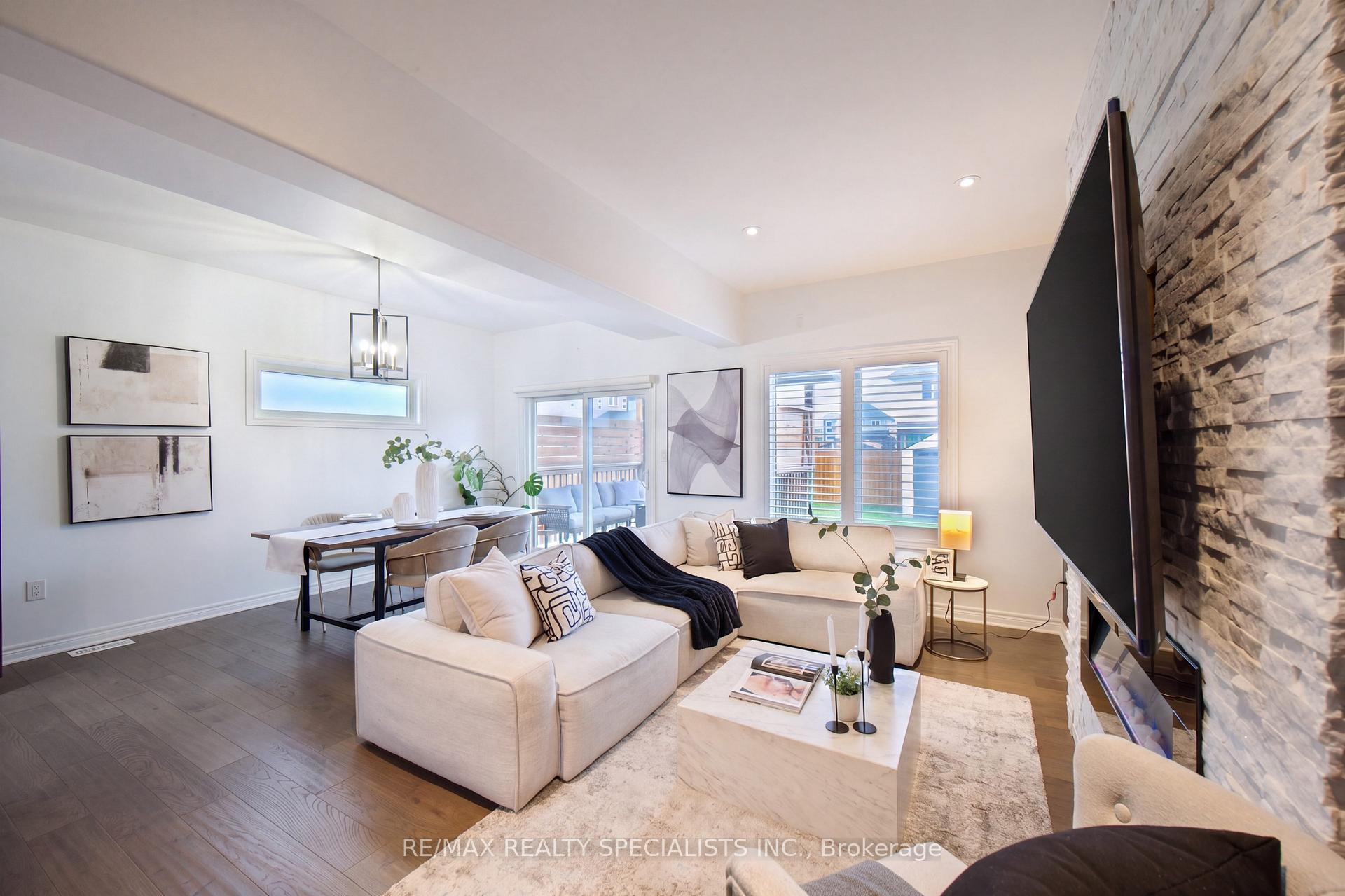 Photo 6 of 27 Harmony Way, Thorold, Rolling Meadows — HOMEH