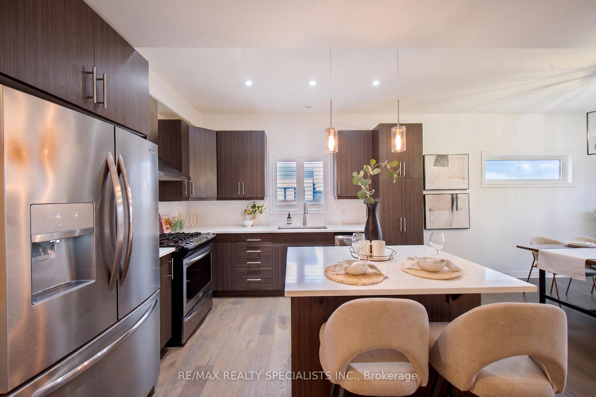 Photo 13 of 27 Harmony Way, Thorold, Rolling Meadows — HOMEH