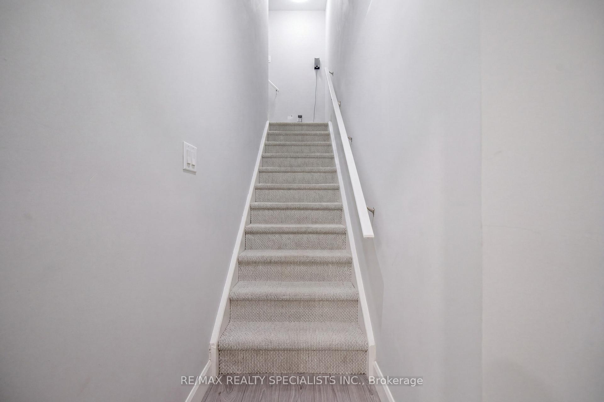 Photo 37 of 27 Harmony Way, Thorold, Rolling Meadows — HOMEH