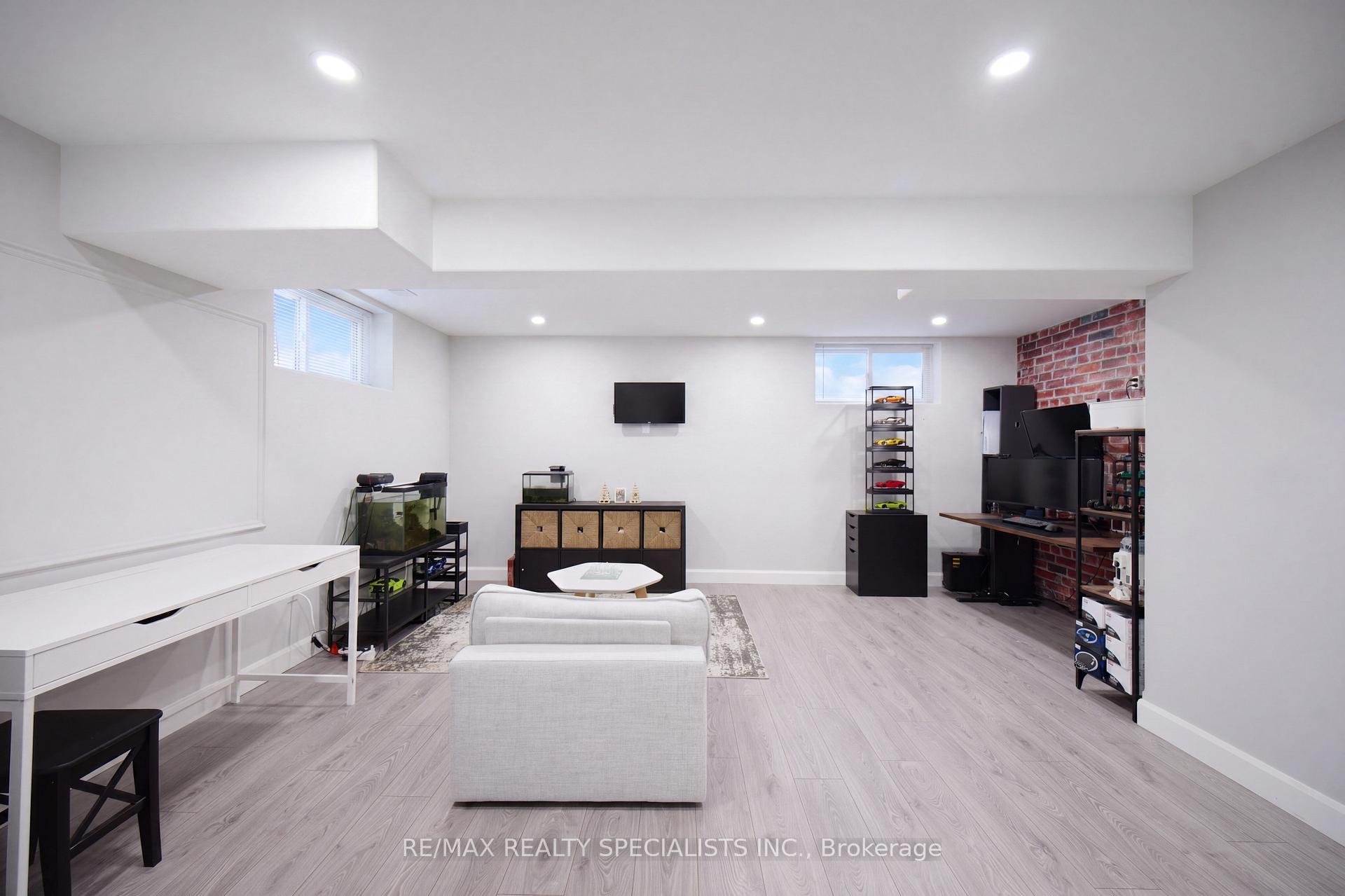 Photo 41 of 27 Harmony Way, Thorold, Rolling Meadows — HOMEH