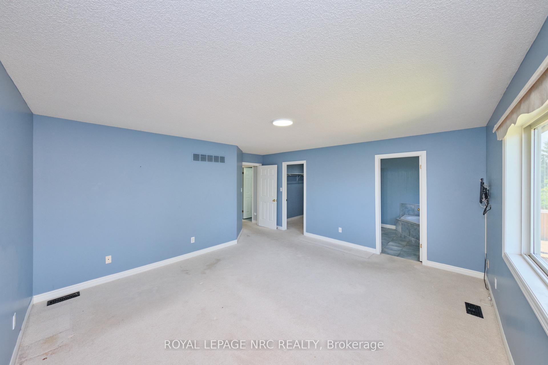 Photo 29 of 15 Creanona Boulevard, Hamilton, Winona Park — HOMEH