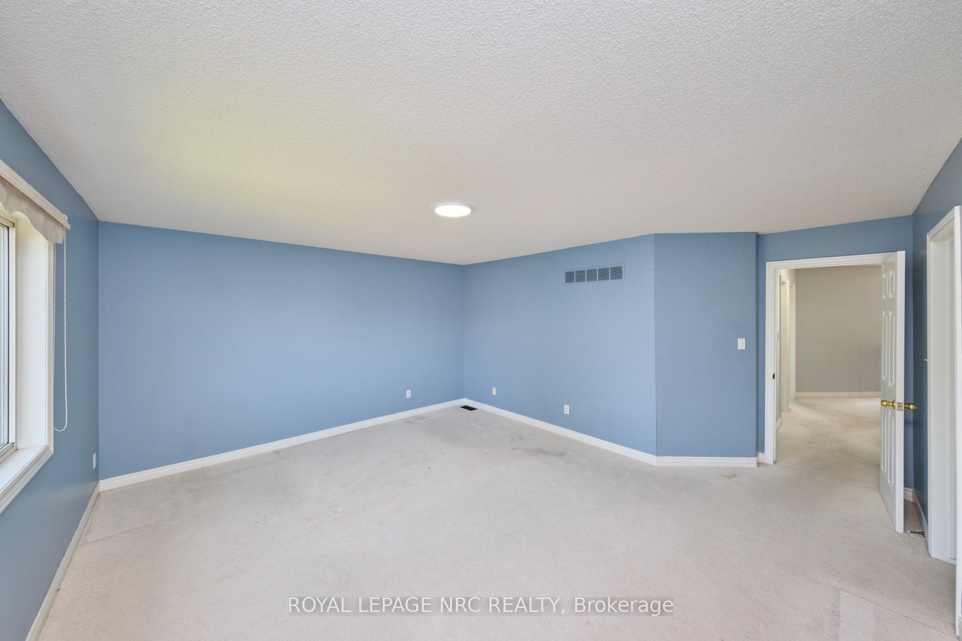 Photo 30 of 15 Creanona Boulevard, Hamilton, Winona Park — HOMEH