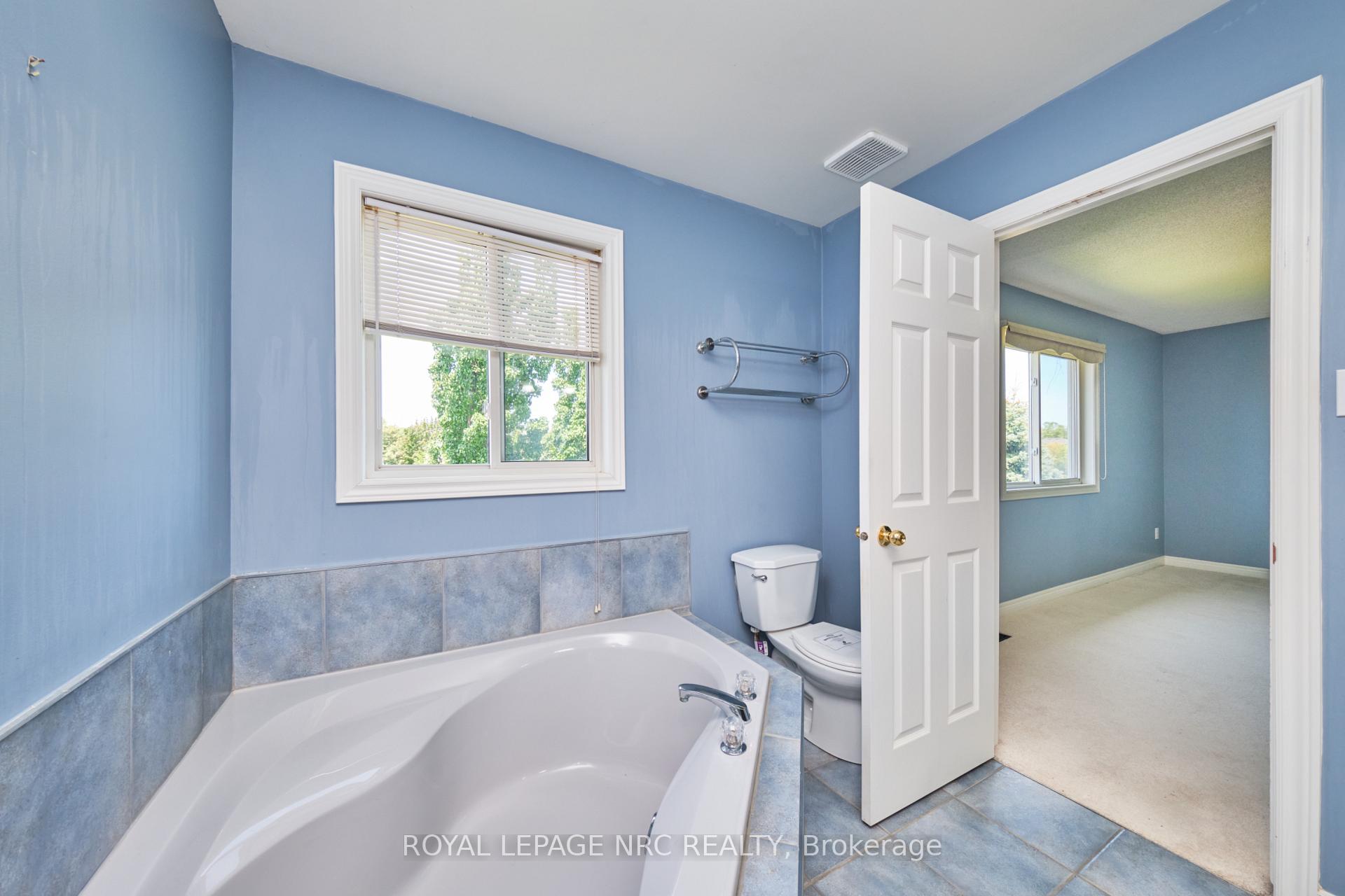 Photo 33 of 15 Creanona Boulevard, Hamilton, Winona Park — HOMEH