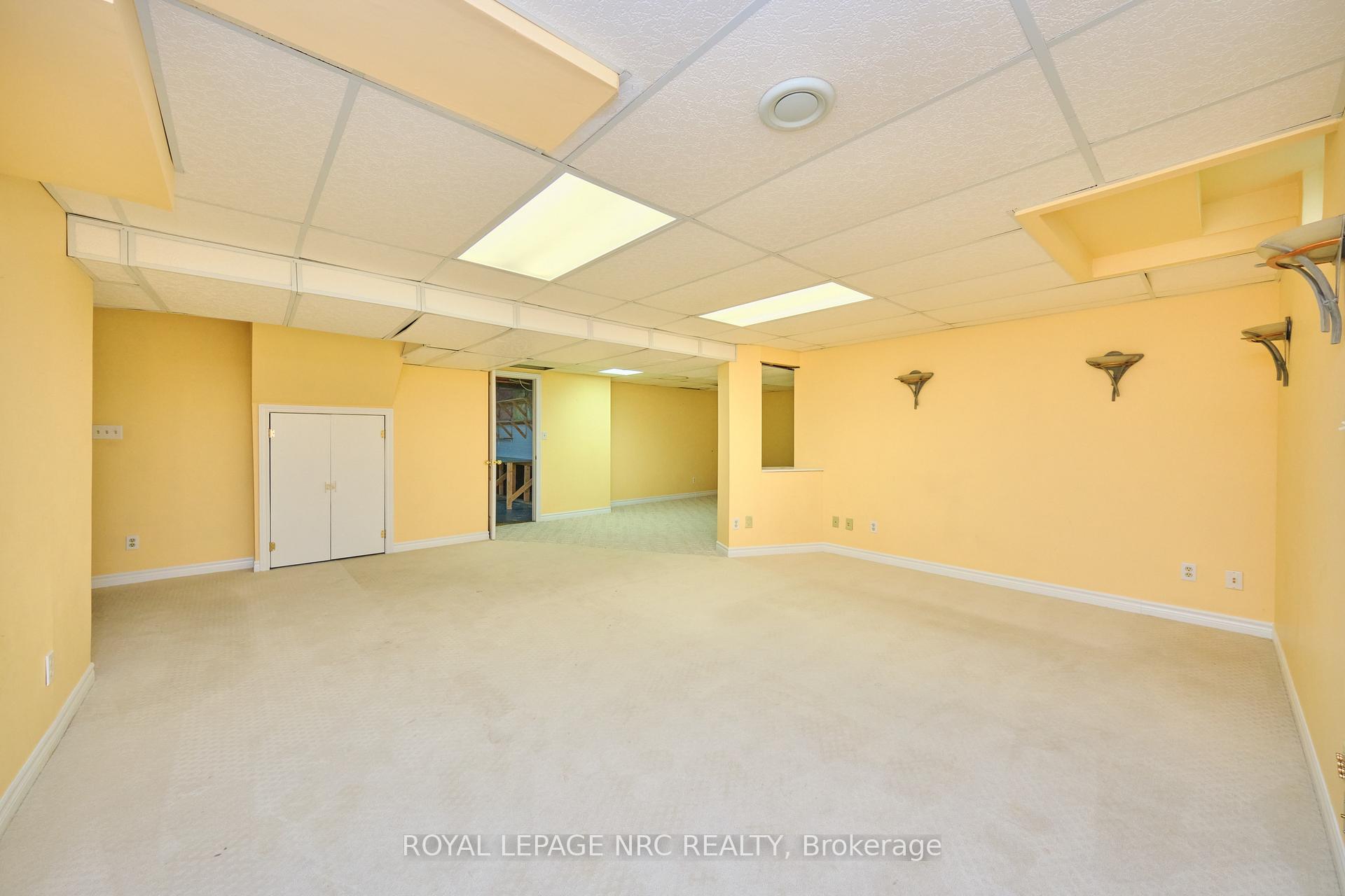 Photo 40 of 15 Creanona Boulevard, Hamilton, Winona Park — HOMEH