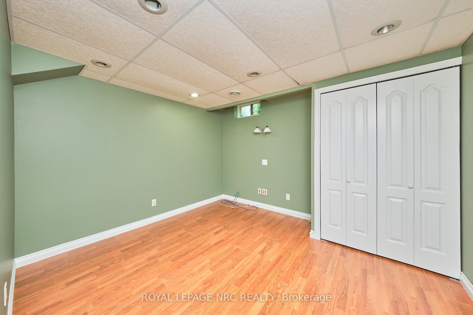 Photo 44 of 15 Creanona Boulevard, Hamilton, Winona Park — HOMEH