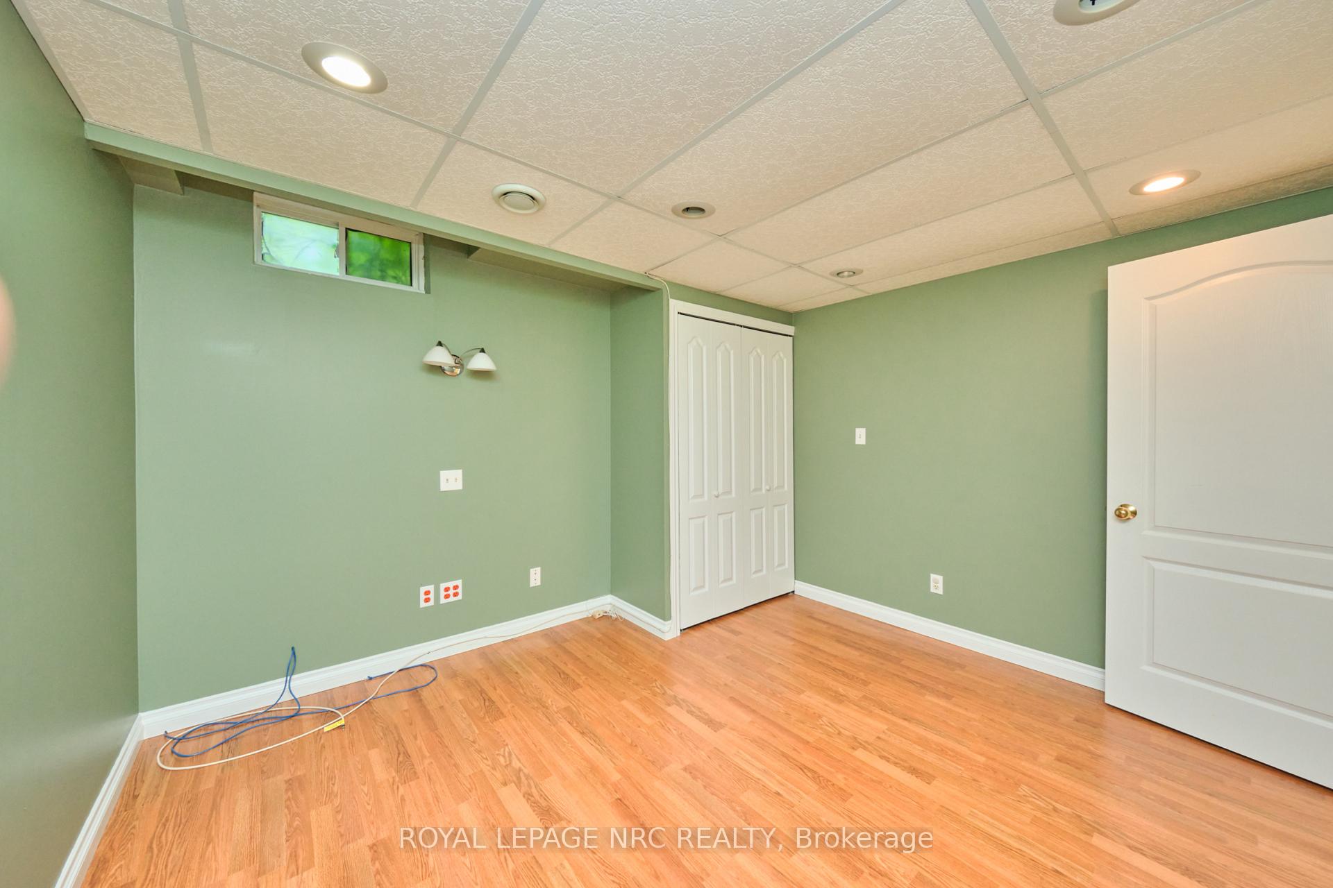 Photo 45 of 15 Creanona Boulevard, Hamilton, Winona Park — HOMEH