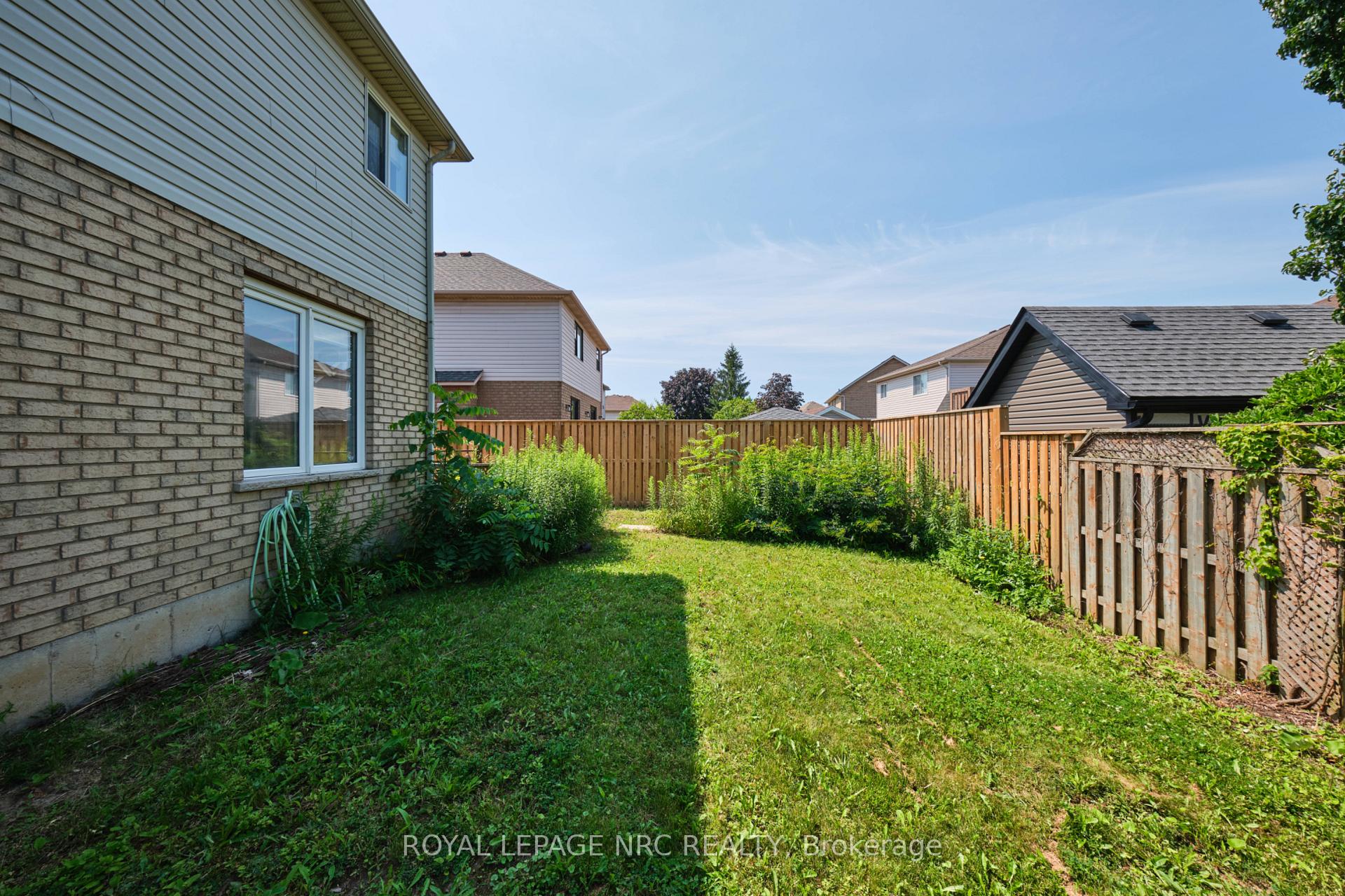 Photo 48 of 15 Creanona Boulevard, Hamilton, Winona Park — HOMEH