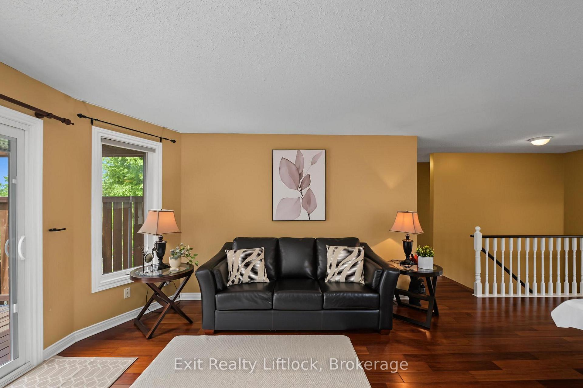 Photo 12 of 2522 Marsdale Drive, Peterborough, Ashburnham Ward 4 — HOMEH
