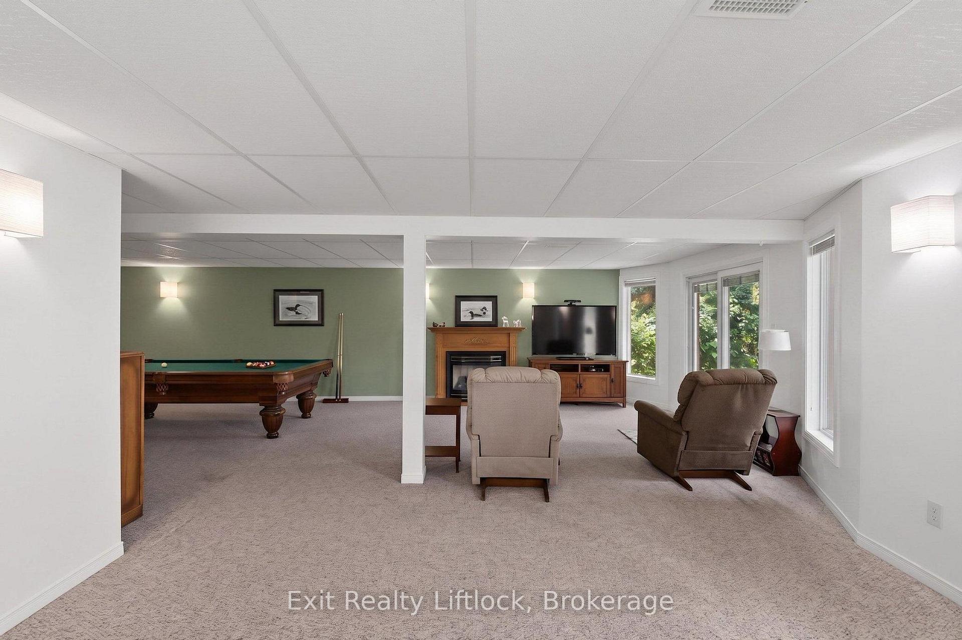 Photo 25 of 2522 Marsdale Drive, Peterborough, Ashburnham Ward 4 — HOMEH