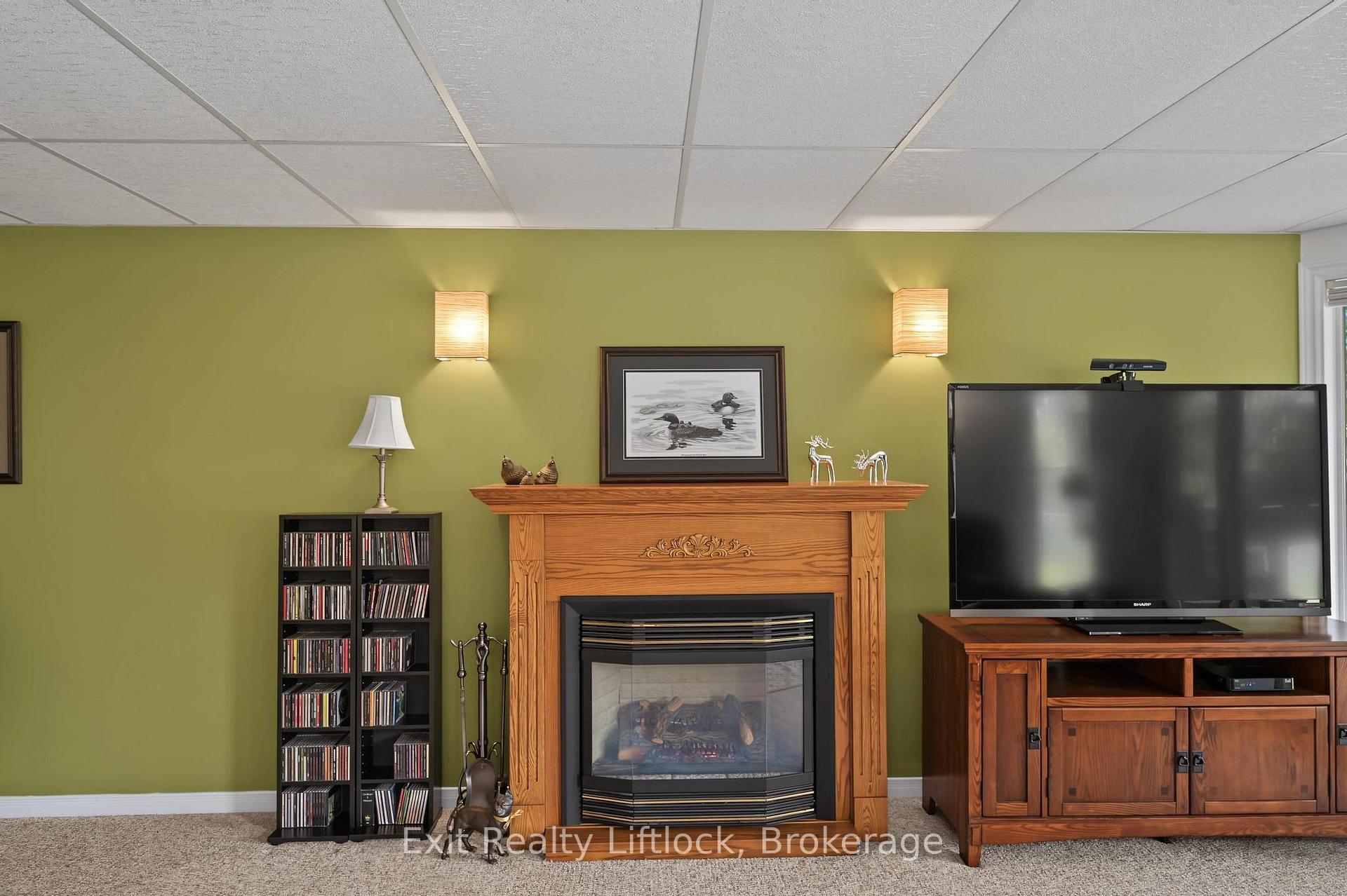 Photo 27 of 2522 Marsdale Drive, Peterborough, Ashburnham Ward 4 — HOMEH