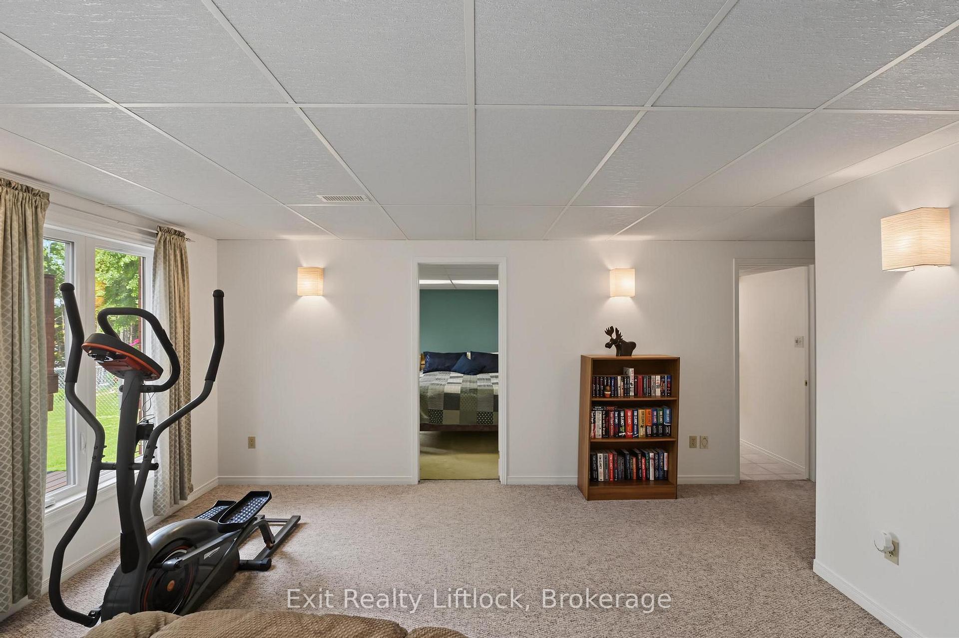 Photo 28 of 2522 Marsdale Drive, Peterborough, Ashburnham Ward 4 — HOMEH