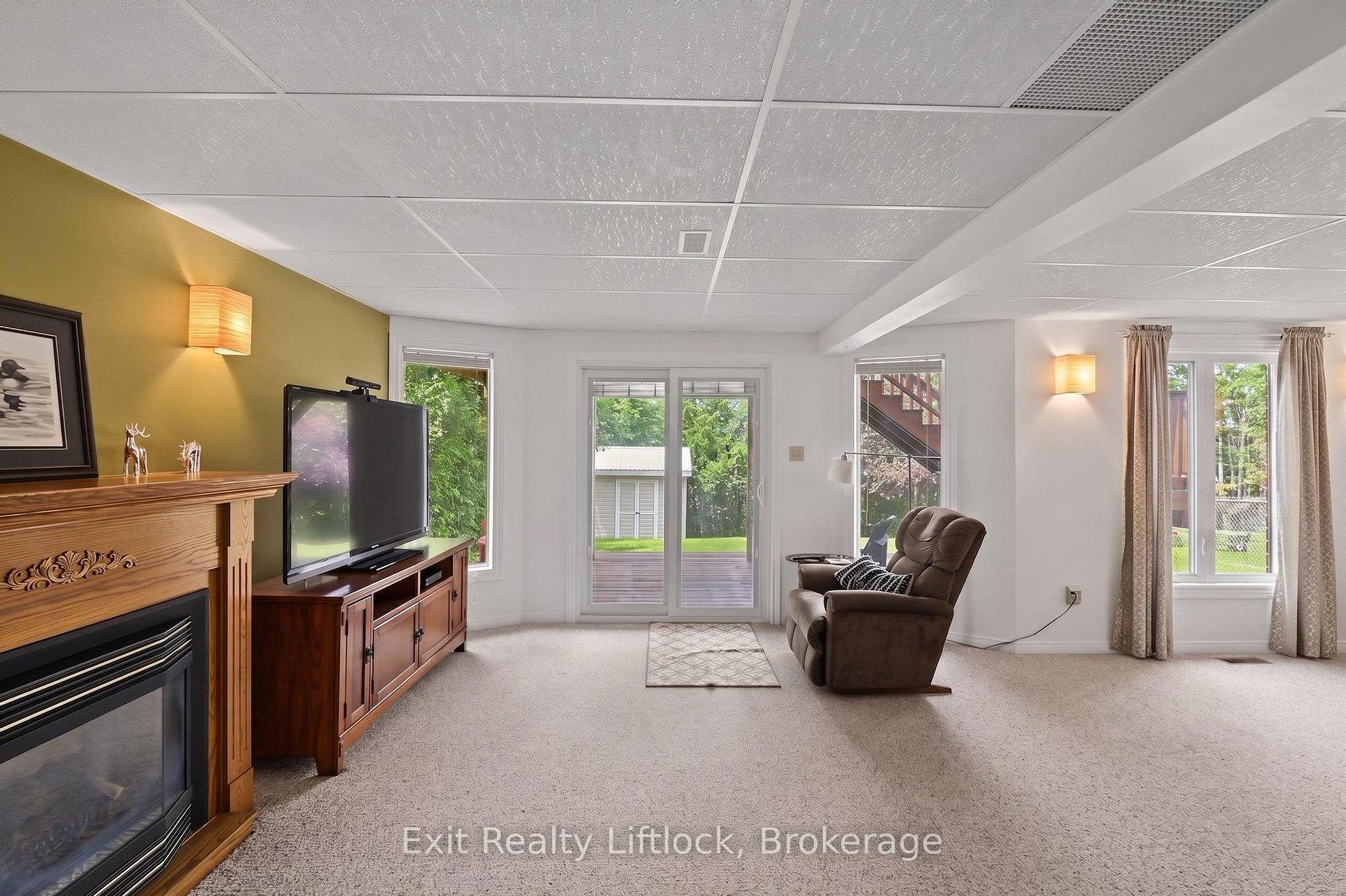 Photo 29 of 2522 Marsdale Drive, Peterborough, Ashburnham Ward 4 — HOMEH