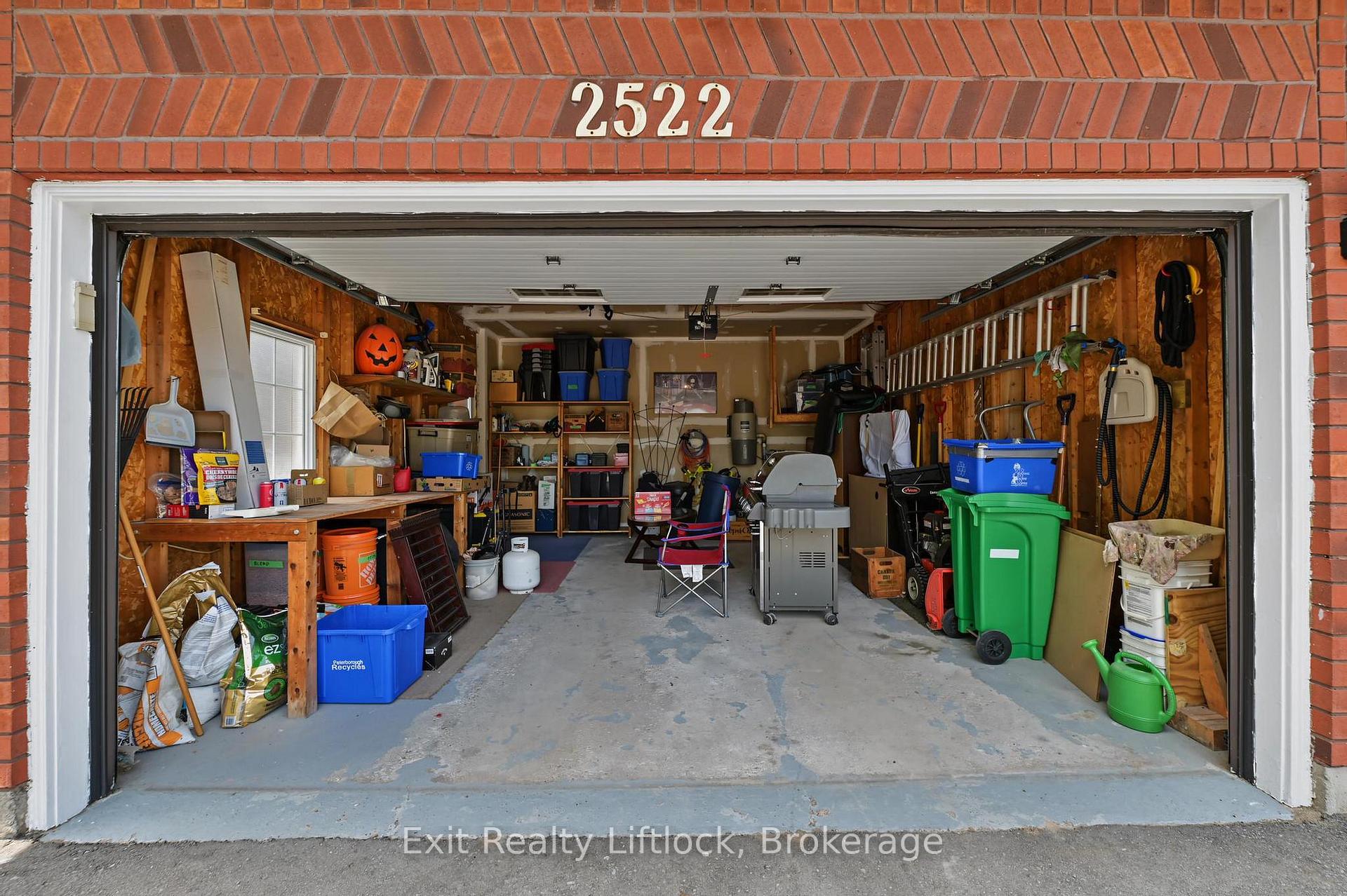 Photo 37 of 2522 Marsdale Drive, Peterborough, Ashburnham Ward 4 — HOMEH