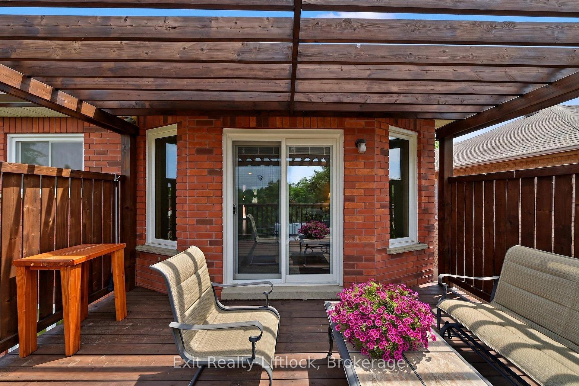 Photo 38 of 2522 Marsdale Drive, Peterborough, Ashburnham Ward 4 — HOMEH