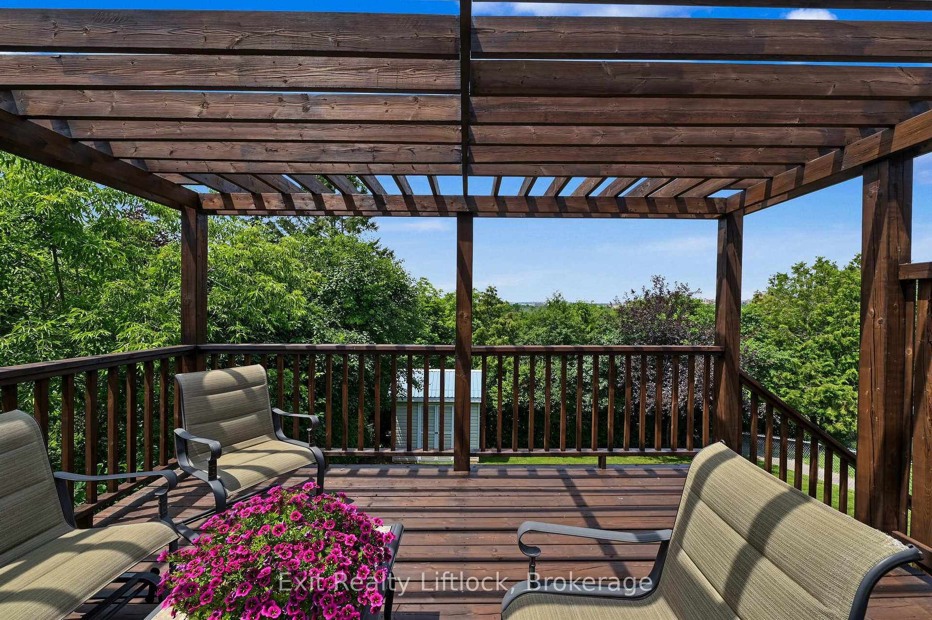 Photo 39 of 2522 Marsdale Drive, Peterborough, Ashburnham Ward 4 — HOMEH