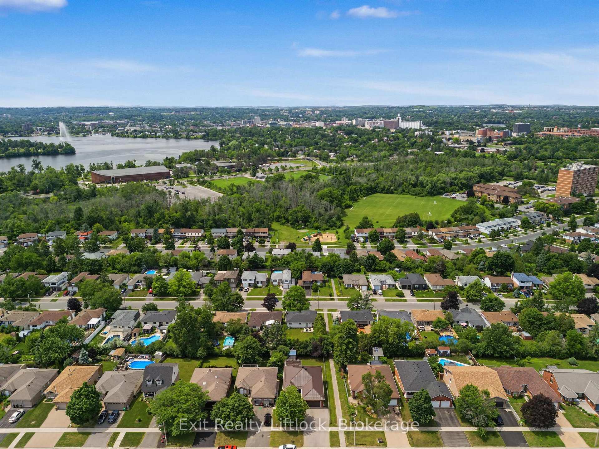 Photo 49 of 2522 Marsdale Drive, Peterborough, Ashburnham Ward 4 — HOMEH