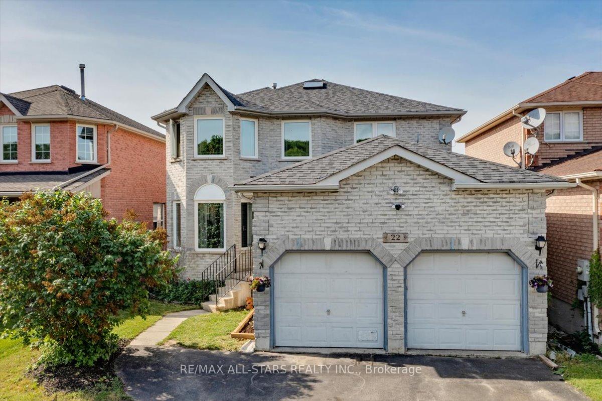 Photo 3 of 22 Kelsey Crescent, Barrie, Ardagh — HOMEH