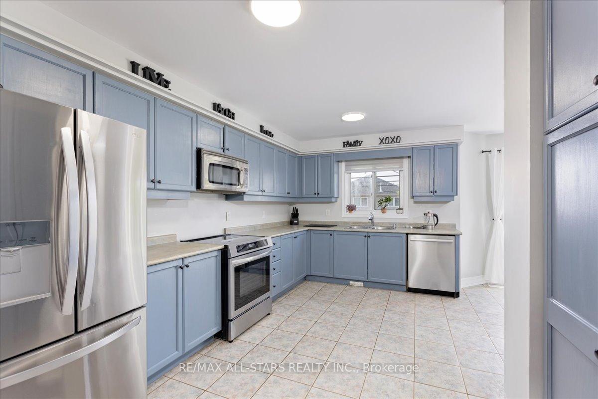 Photo 8 of 22 Kelsey Crescent, Barrie, Ardagh — HOMEH