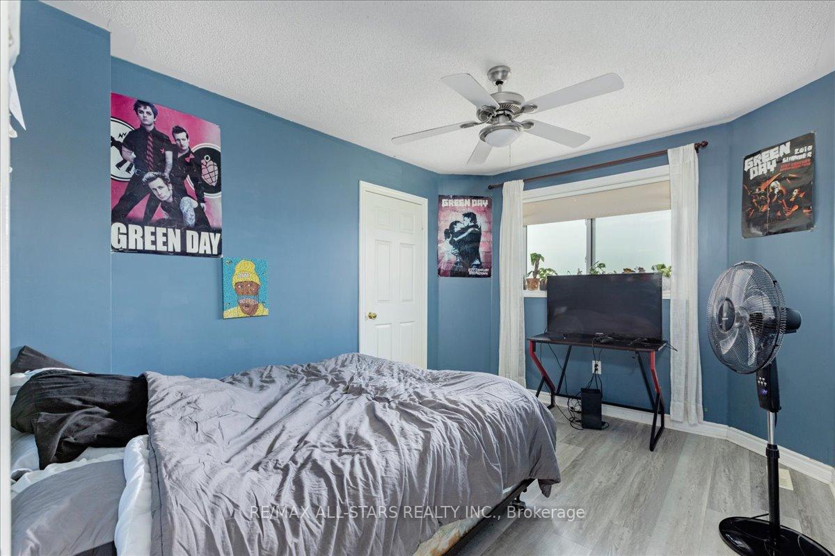 Photo 19 of 22 Kelsey Crescent, Barrie, Ardagh — HOMEH