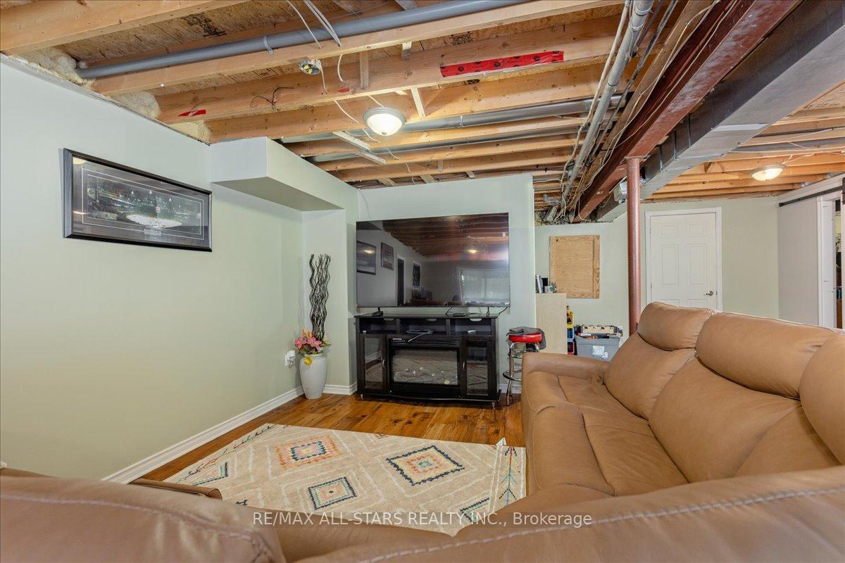 Photo 27 of 22 Kelsey Crescent, Barrie, Ardagh — HOMEH
