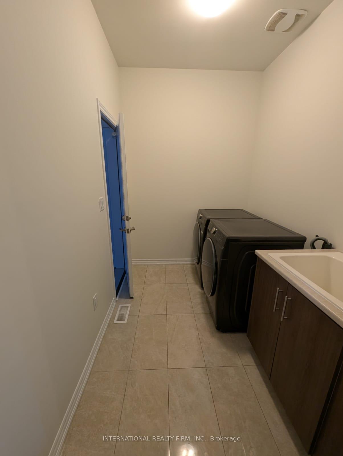 Photo 21 of 132 Laing Drive, Whitby, Rural Whitby — HOMEH