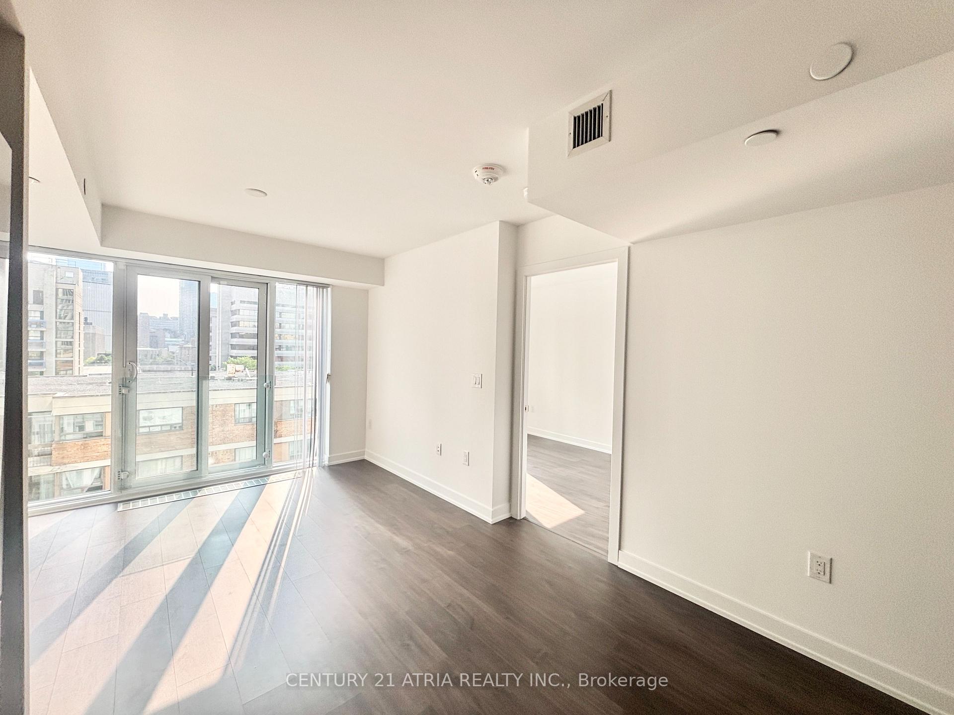 Photo 4 of Unit 811, 50 McCaul St Street, Toronto, Kensington-Chinatown — HOMEH