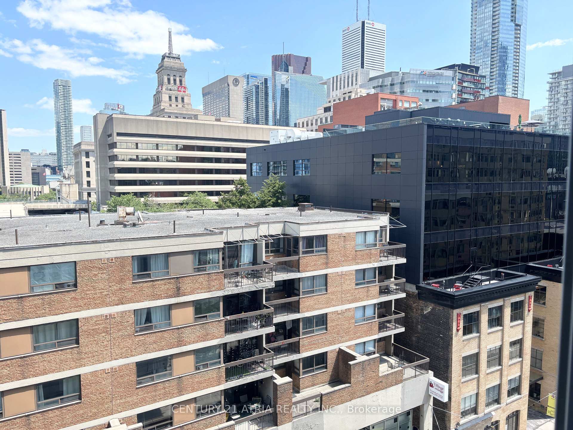 Photo 12 of Unit 811, 50 McCaul St Street, Toronto, Kensington-Chinatown — HOMEH