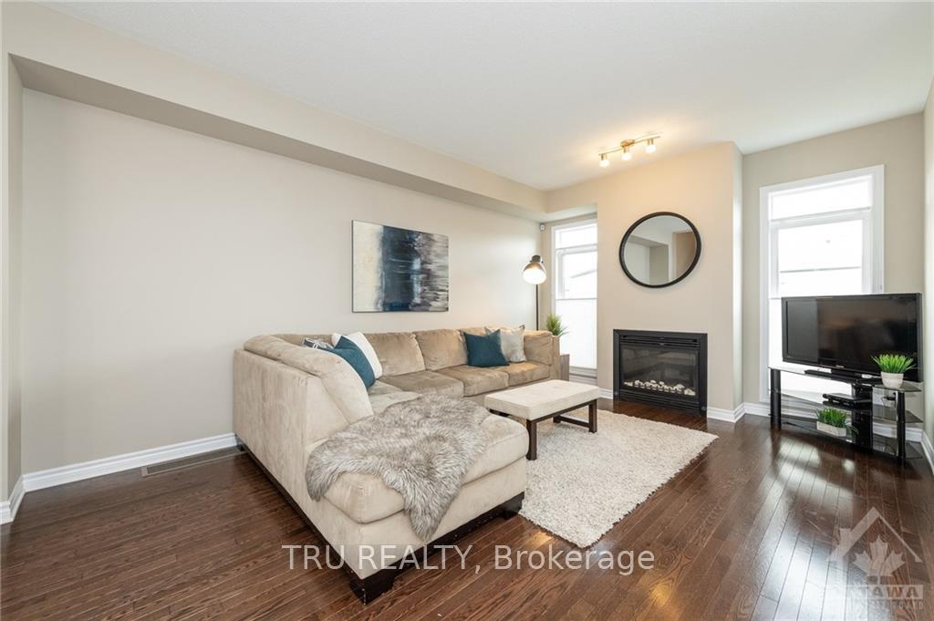 Photo 12 of 347 Ardmore Street, Ottawa, Riverside South/Gloucester Glen — HOMEH
