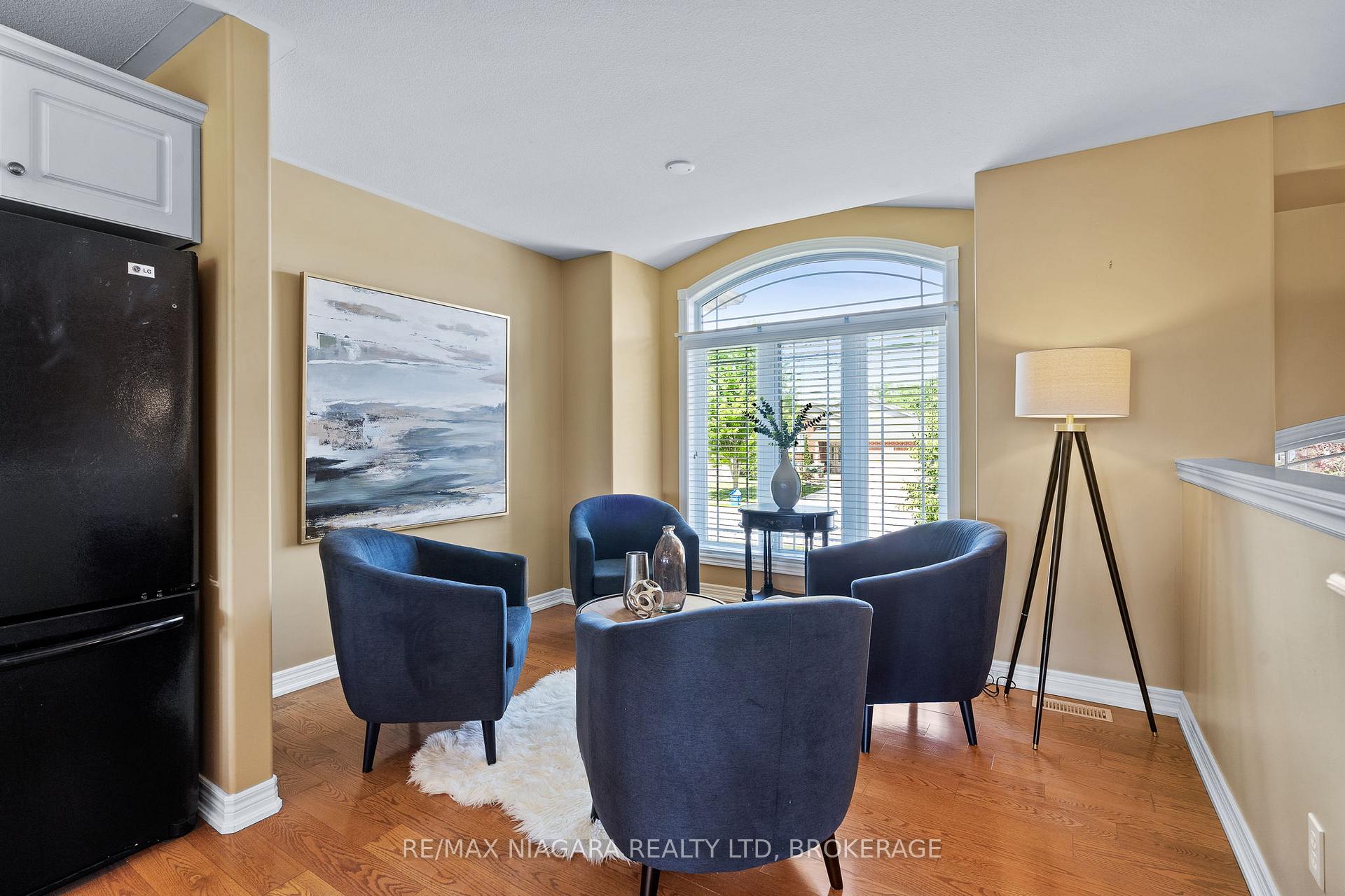 Photo 14 of 7040 St Michael Avenue, Niagara Falls, Forestview — HOMEH