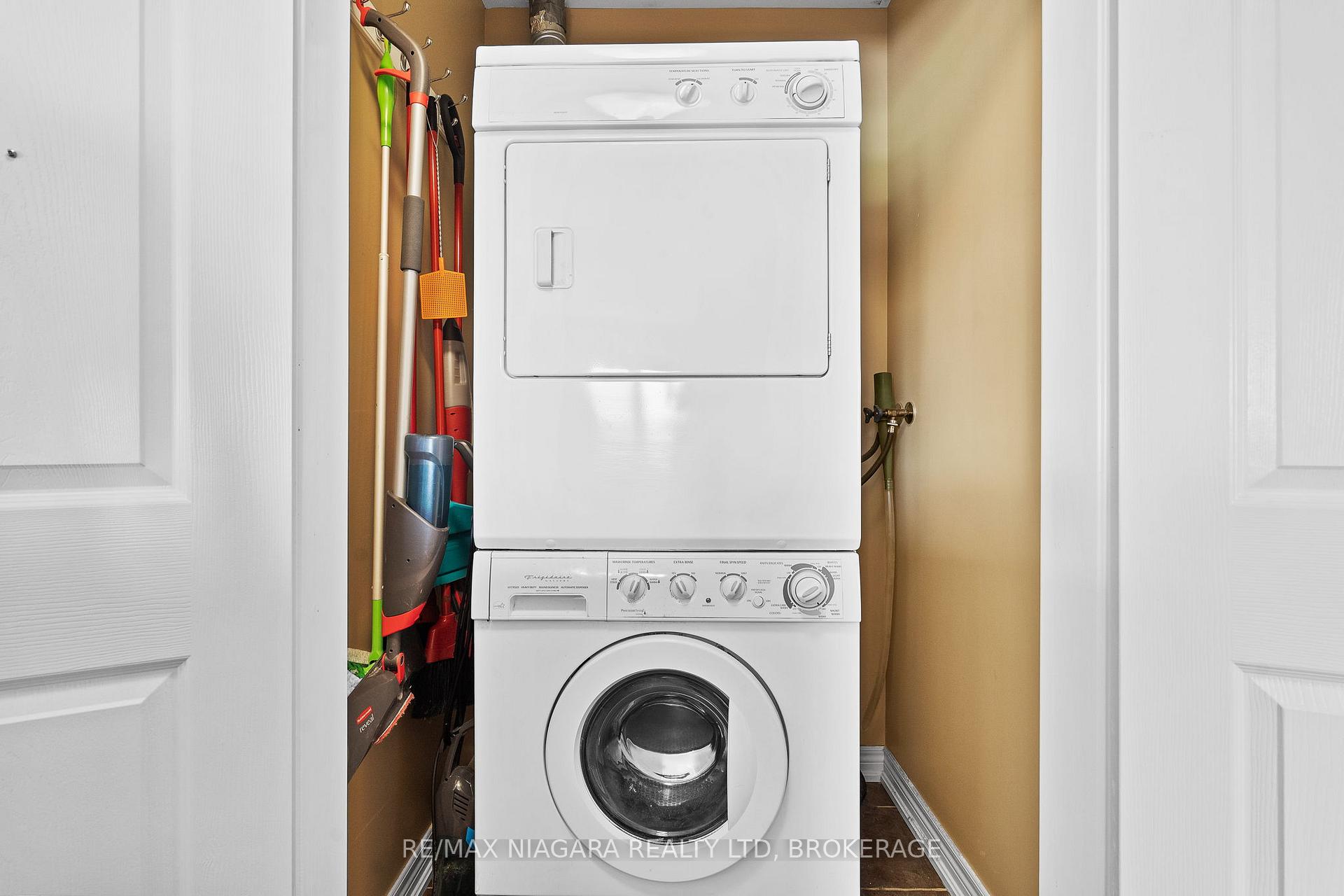 Photo 15 of 7040 St Michael Avenue, Niagara Falls, Forestview — HOMEH