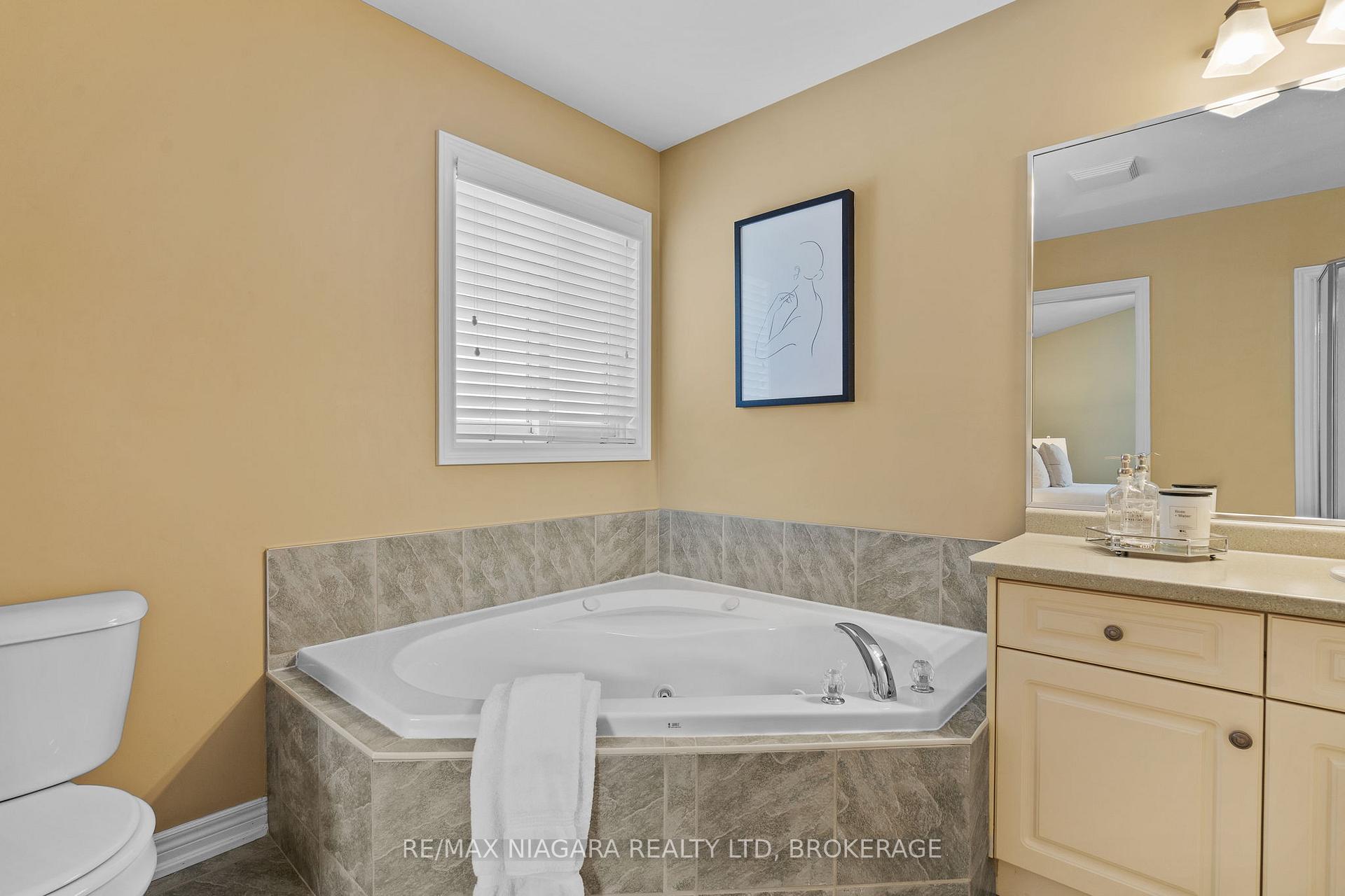Photo 19 of 7040 St Michael Avenue, Niagara Falls, Forestview — HOMEH
