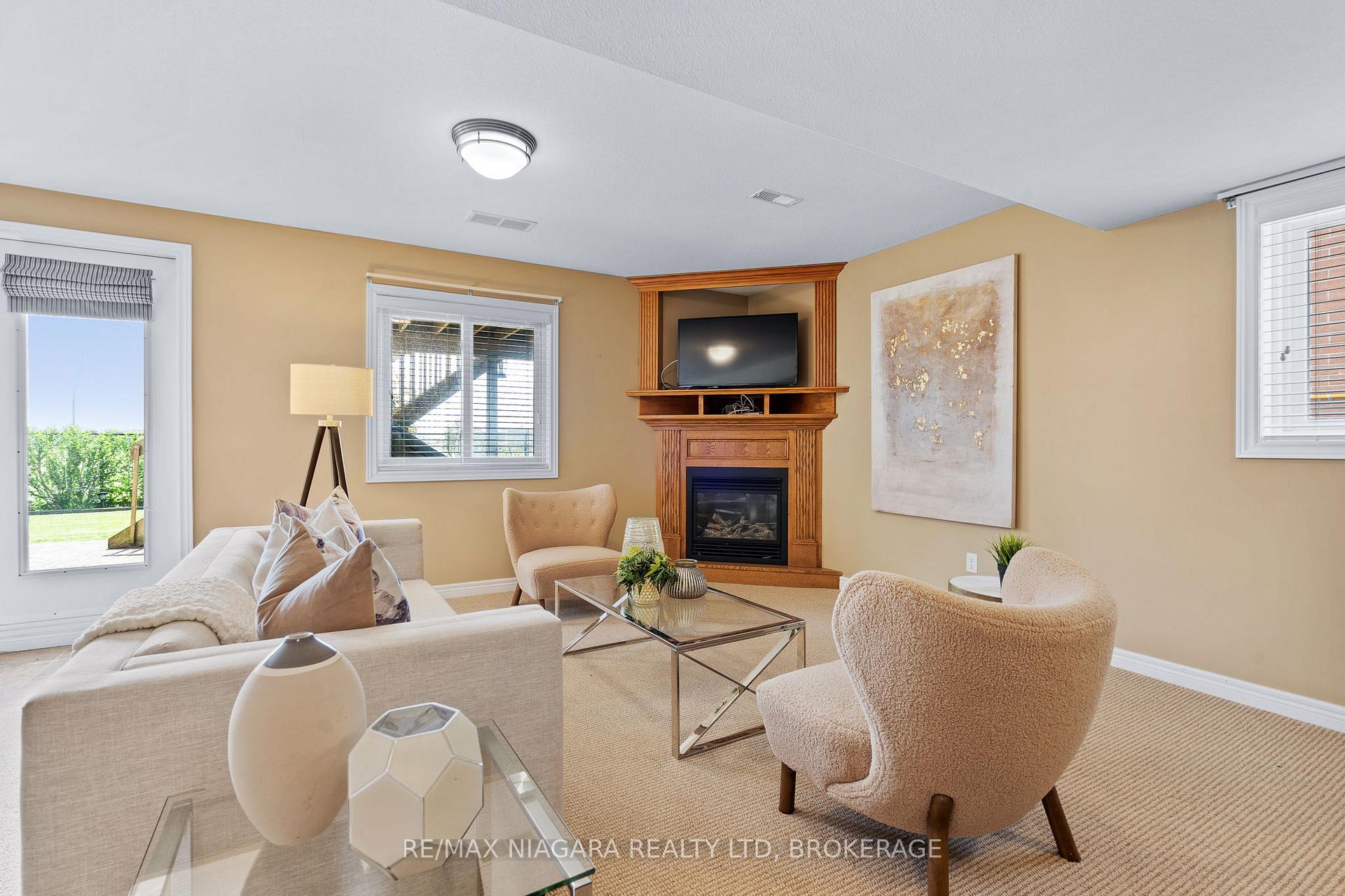 Photo 24 of 7040 St Michael Avenue, Niagara Falls, Forestview — HOMEH
