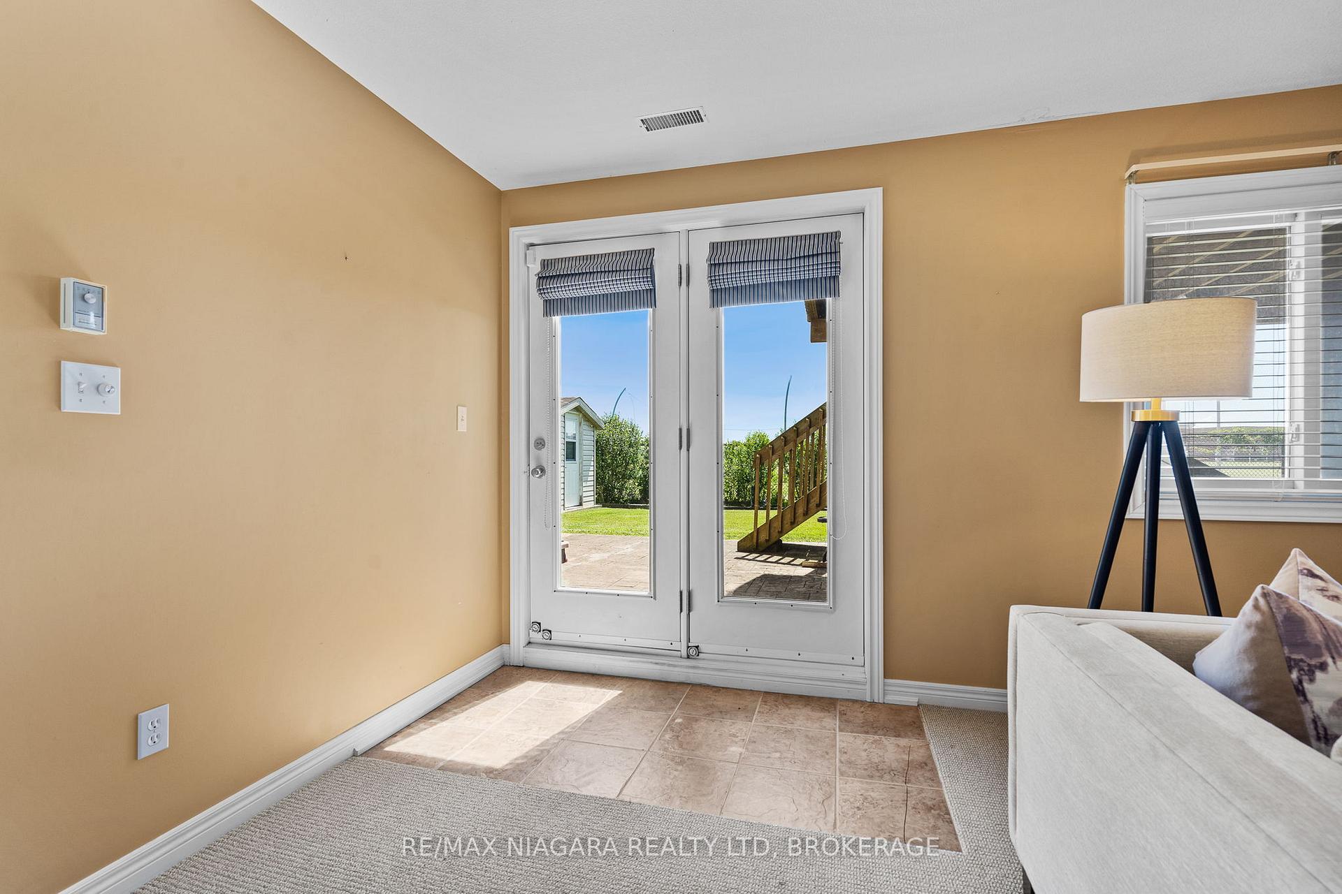 Photo 26 of 7040 St Michael Avenue, Niagara Falls, Forestview — HOMEH