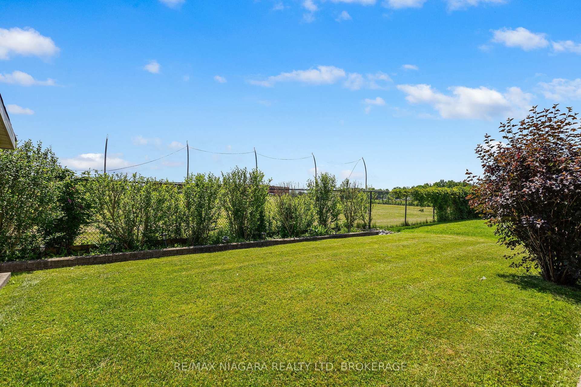 Photo 37 of 7040 St Michael Avenue, Niagara Falls, Forestview — HOMEH