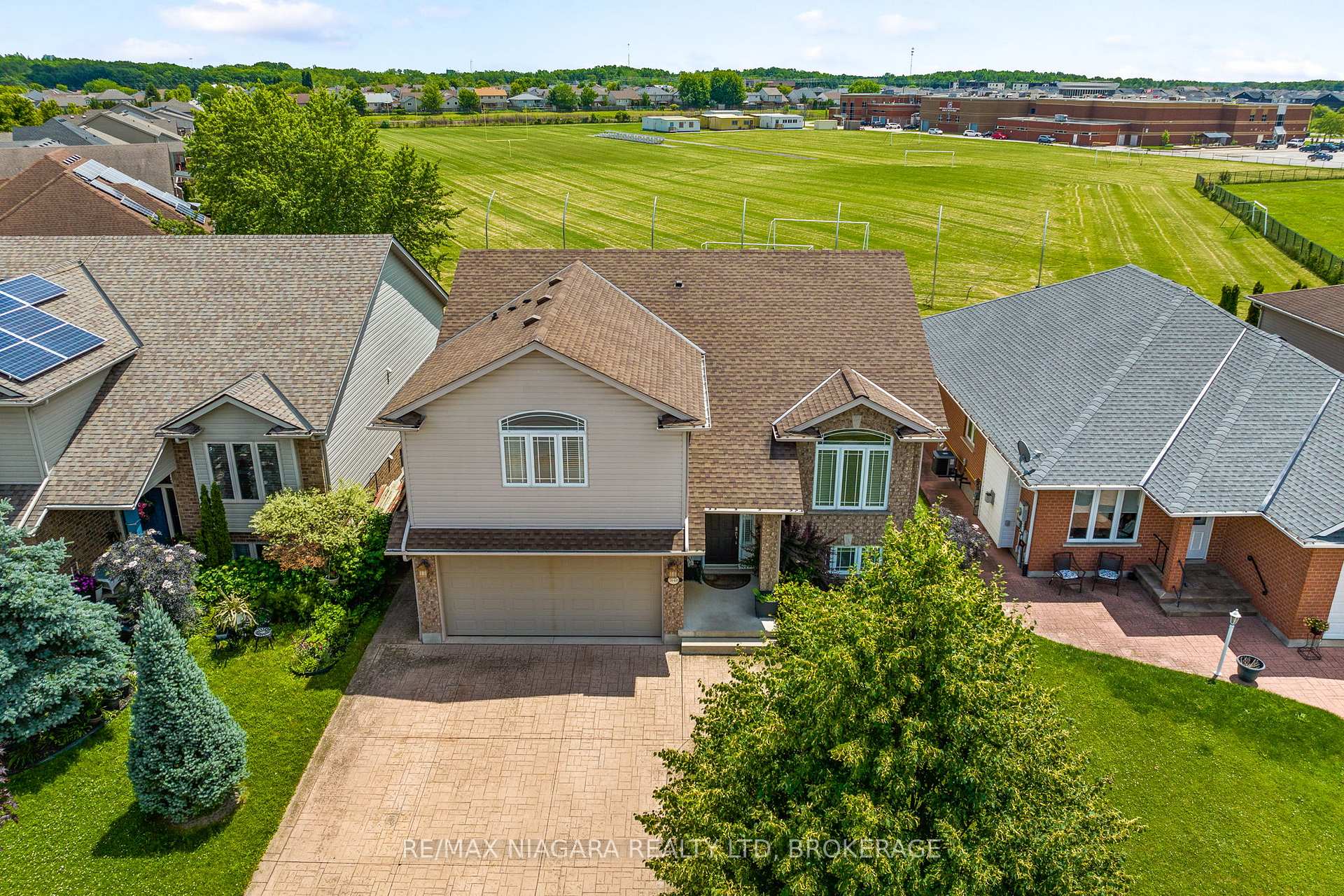 Photo 39 of 7040 St Michael Avenue, Niagara Falls, Forestview — HOMEH