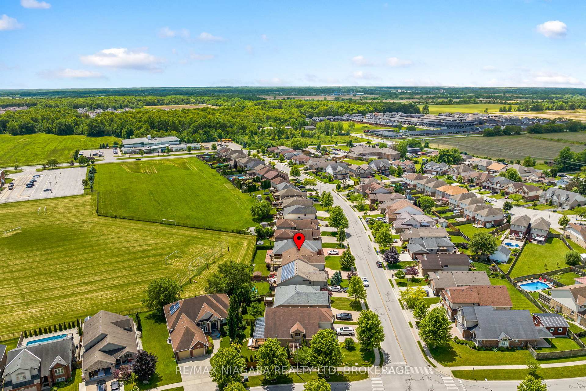 Photo 45 of 7040 St Michael Avenue, Niagara Falls, Forestview — HOMEH