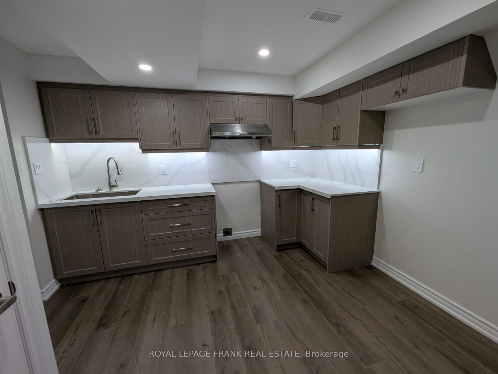 Photo 5 of Unit Bsmt, 41 Morley Crescent, Whitby, Rolling Acres — HOMEH