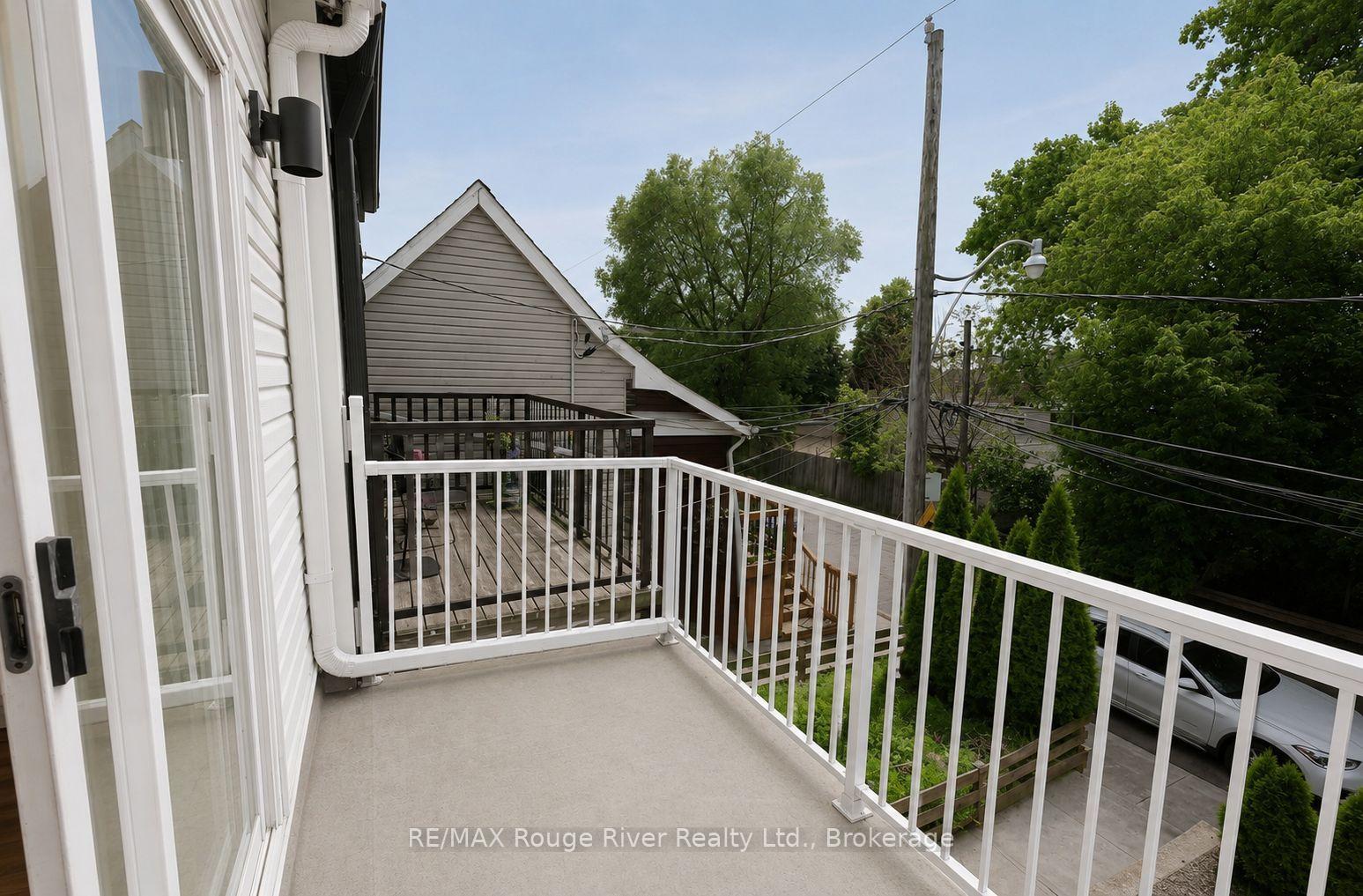 Photo 29 of 821 Craven Road, Toronto, Greenwood-Coxwell — HOMEH