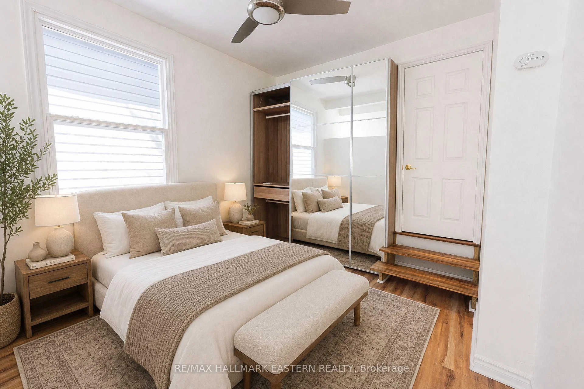 Photo 20 of 821 Craven Road, Toronto, Greenwood-Coxwell — HOMEH