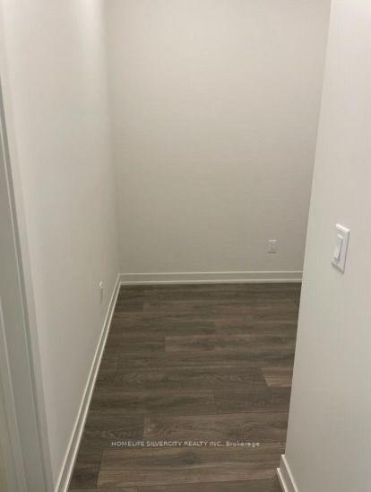 Photo 7 of 62 Sky Harbour Drive, Brampton, Bram West — HOMEH