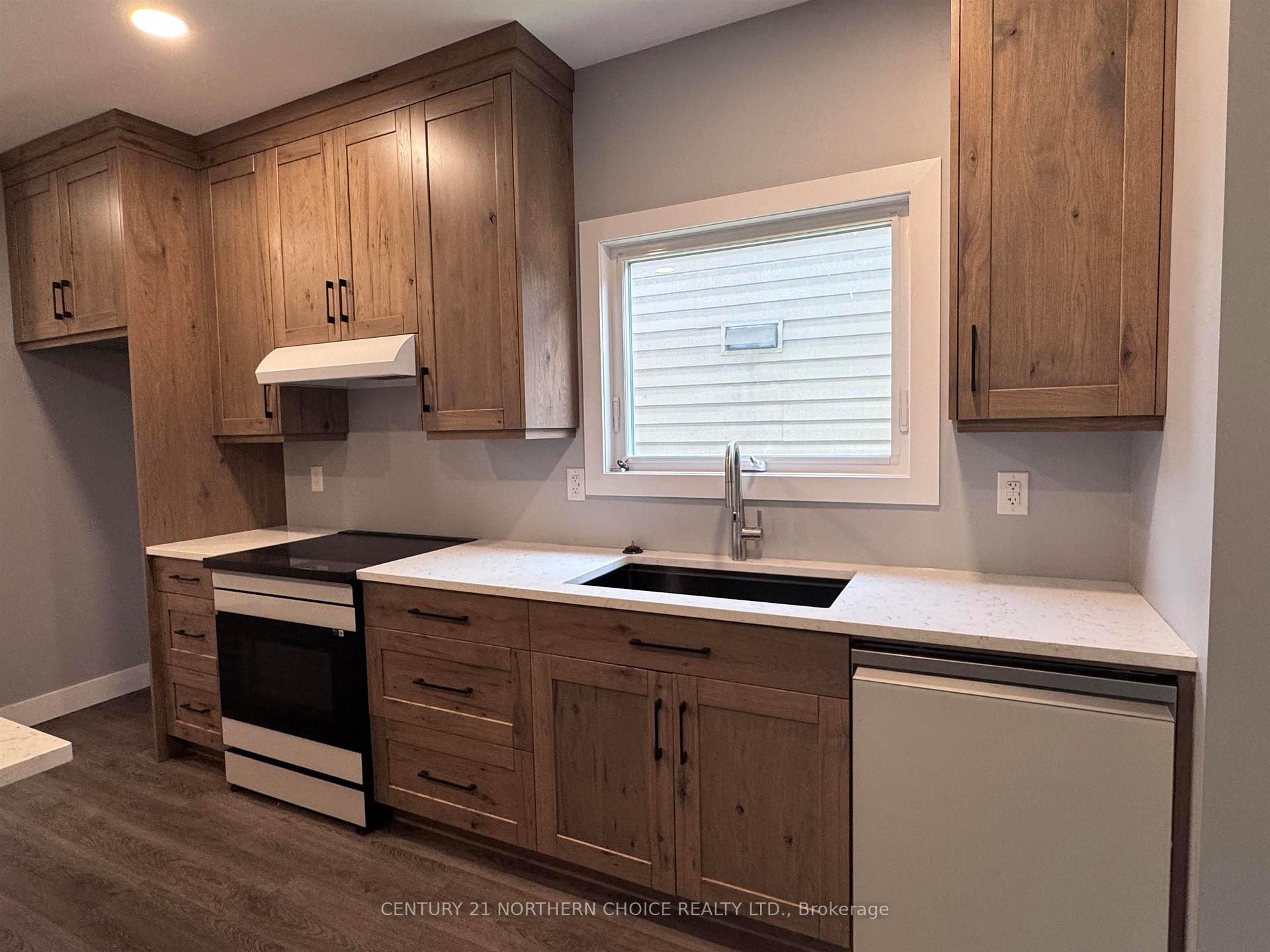 Photo 16 of 128 Third Street W, Fort Frances — HOMEH